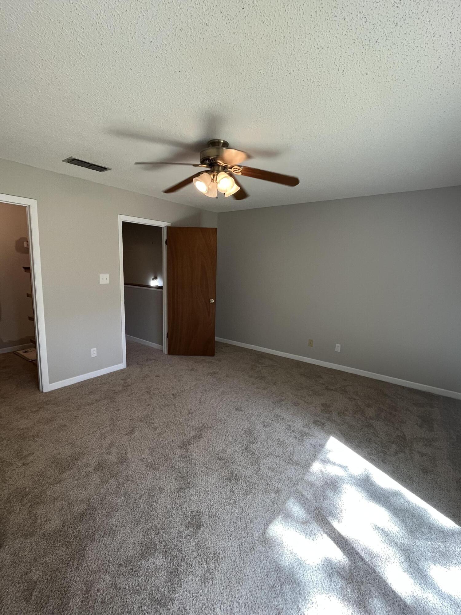 WOODHAM MANOR 4TH ADDN - Residential Lease