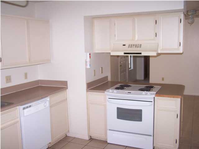 SCOTTWOOD - Residential Lease
