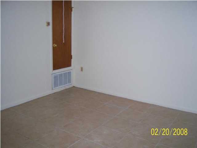 SCOTTWOOD - Residential Lease