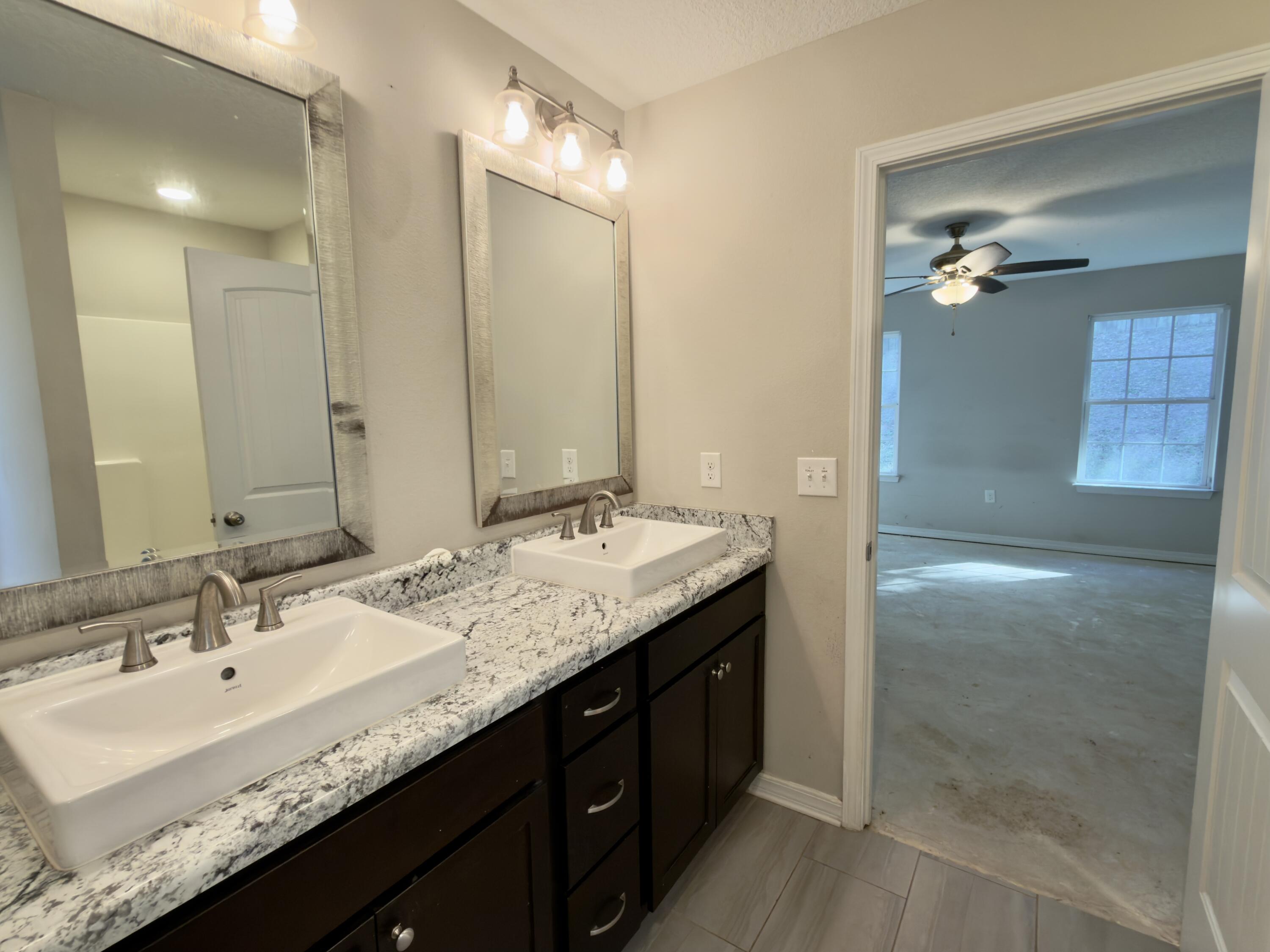 STILLWELL SOUTH - Residential
