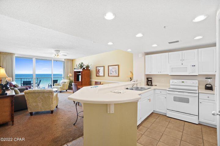 Majestic Beach Tower I - Residential