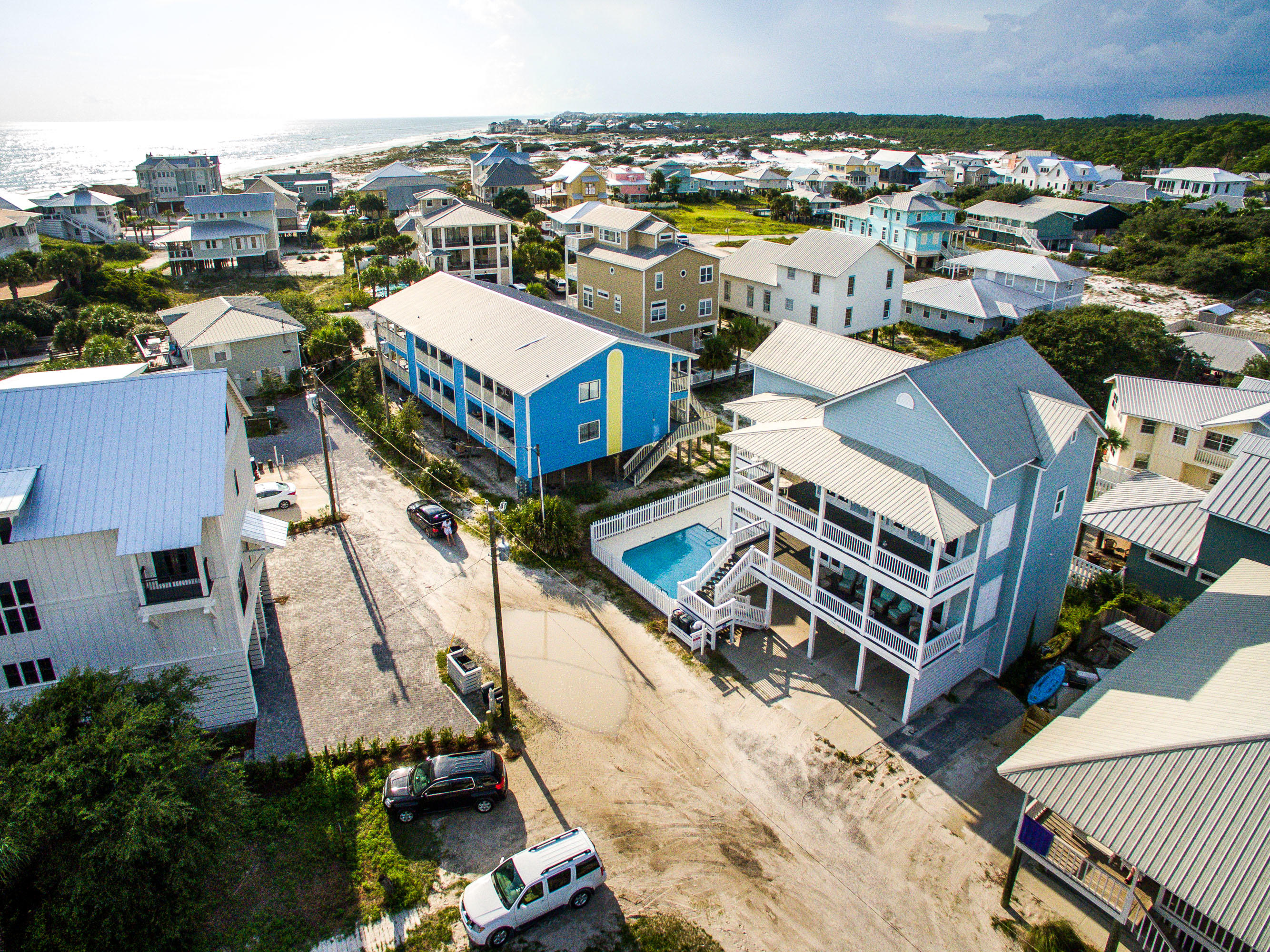 GRAYTON BEACH - Residential