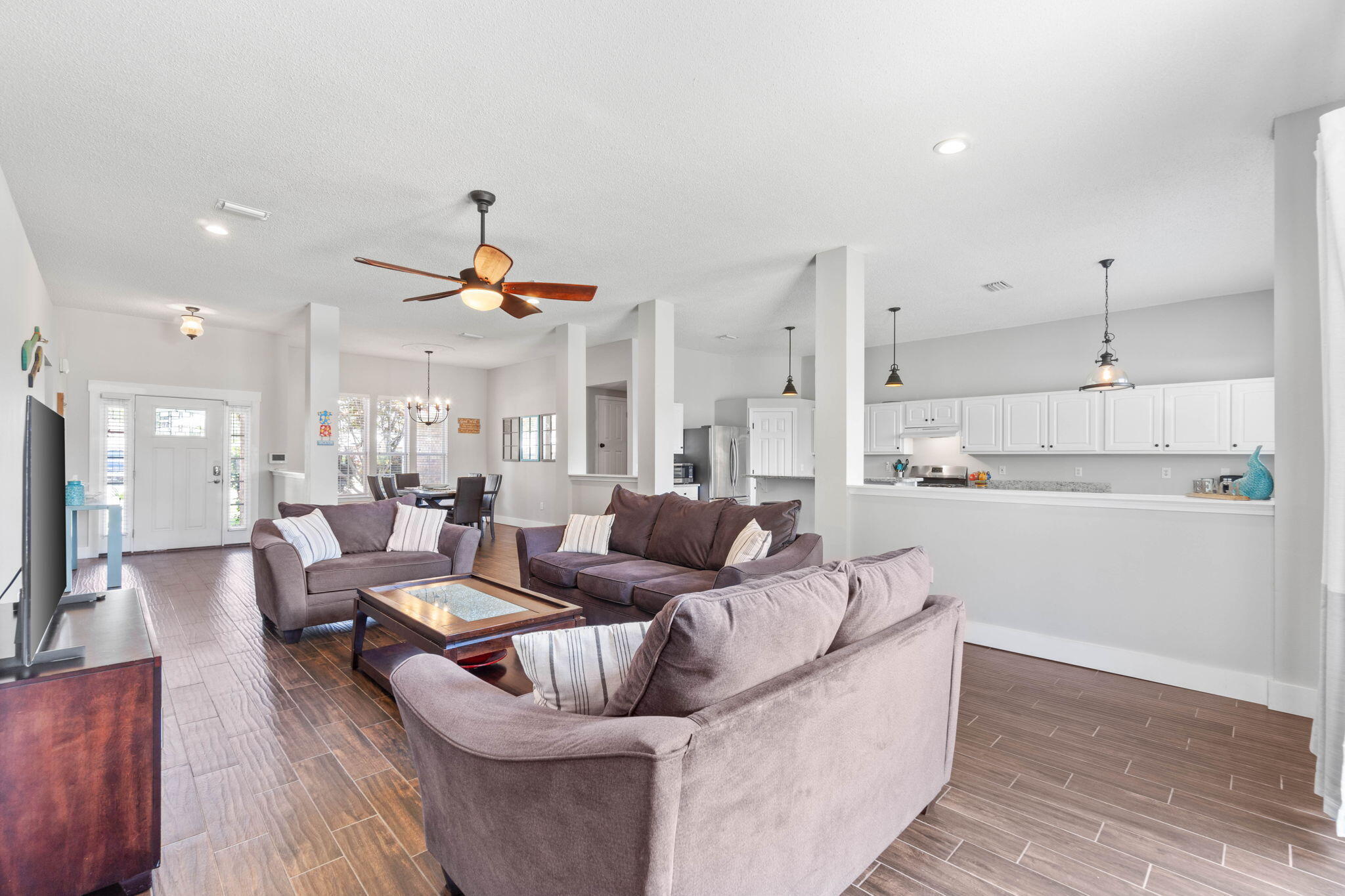ASHBERRY WOODS - Residential