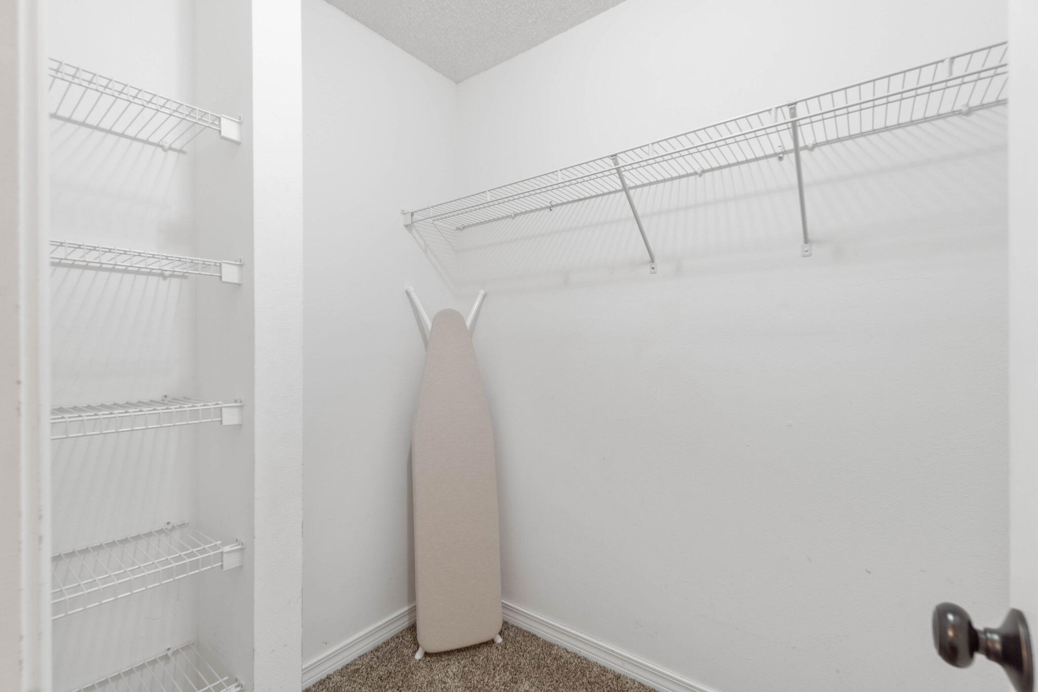 ASHBERRY WOODS - Residential