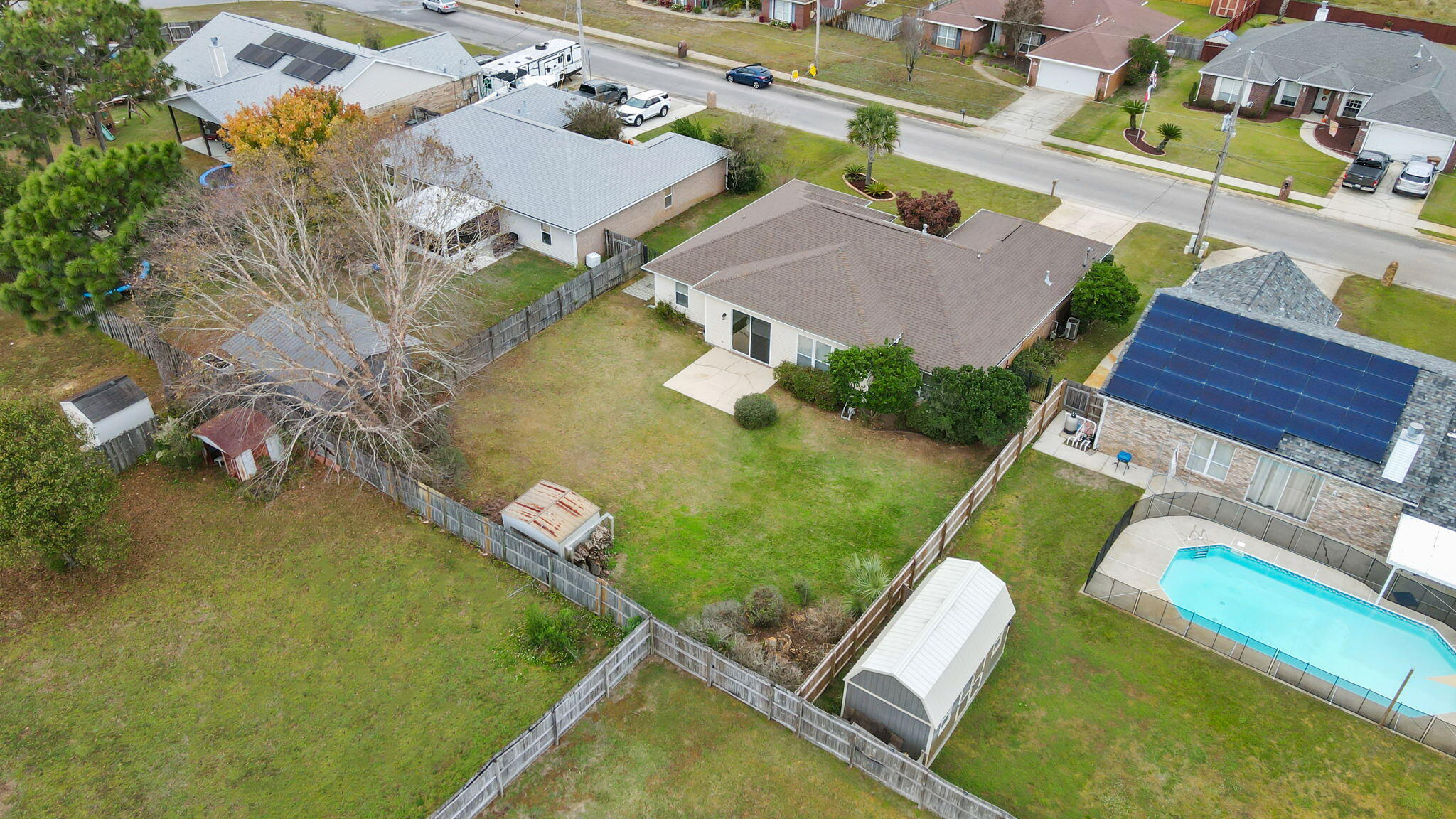 ASHBERRY WOODS - Residential