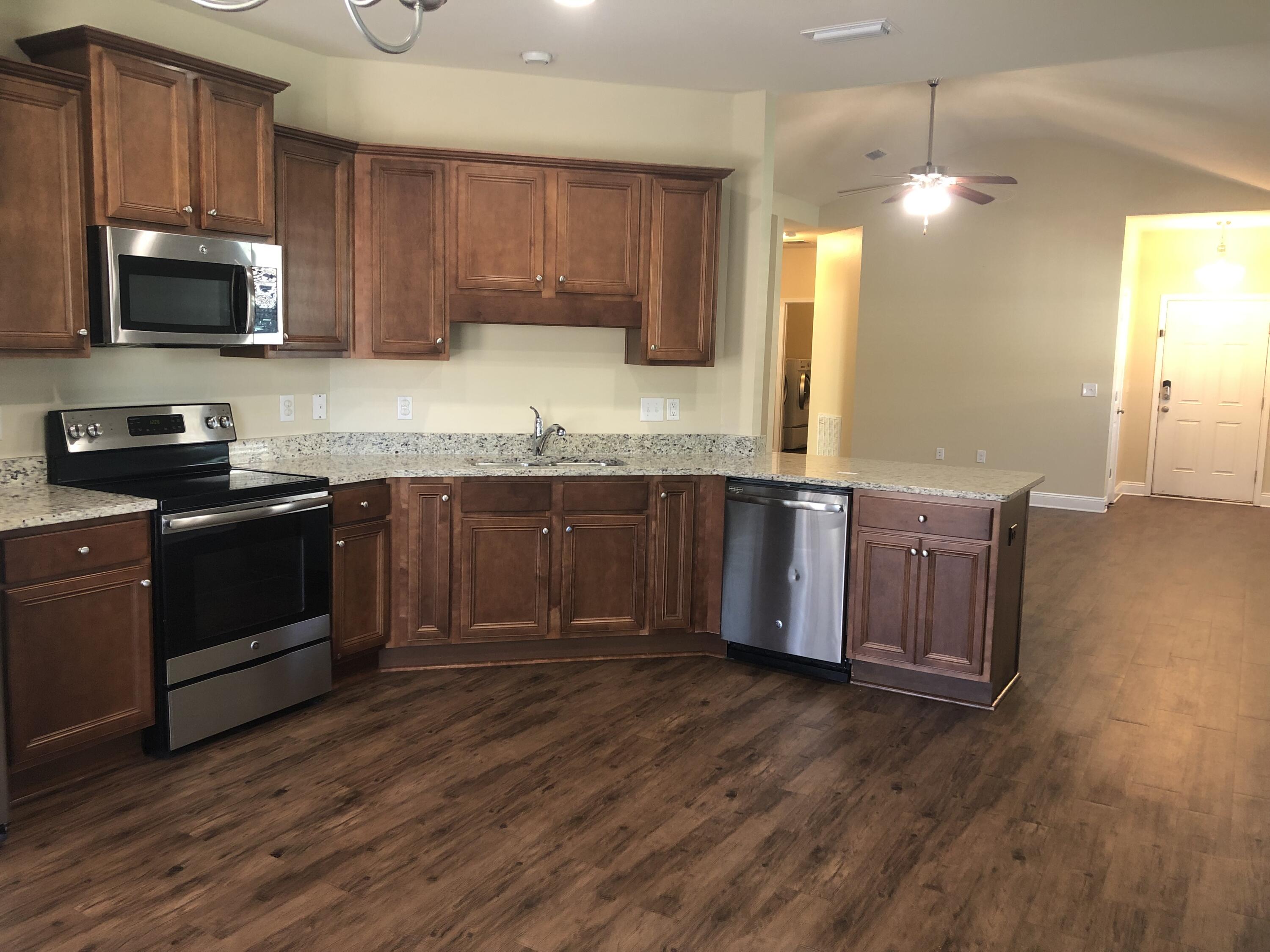 LAGRANGE LANDING - Residential Lease