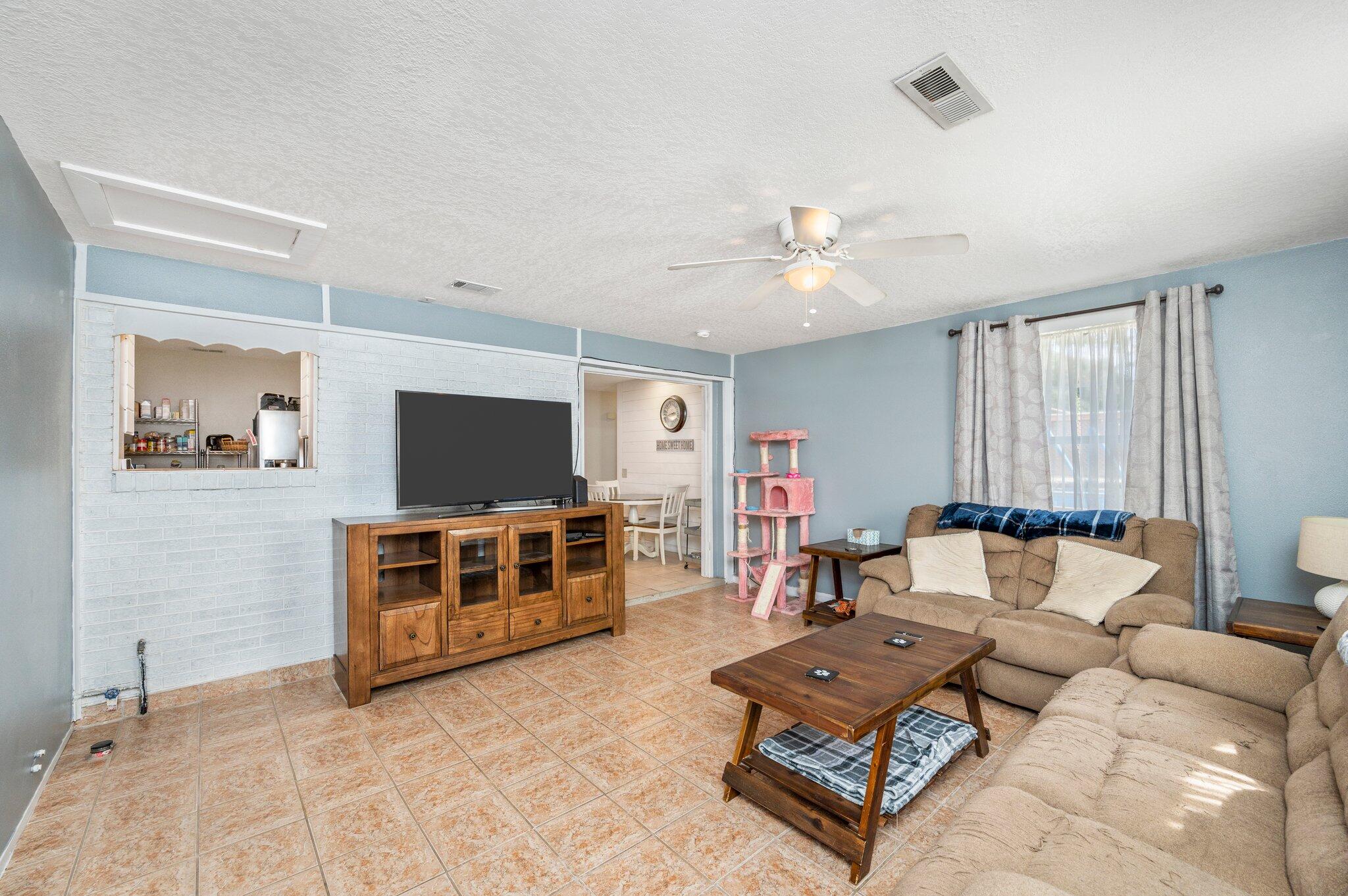 NO RECORDED SUBDIVISION - Residential Lease