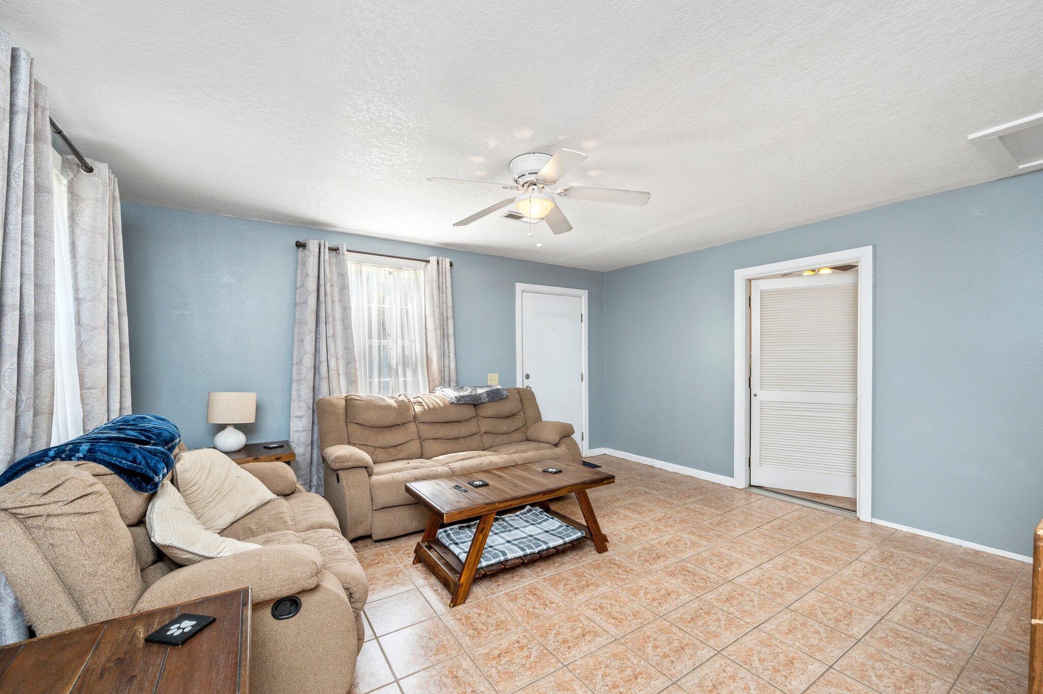 NO RECORDED SUBDIVISION - Residential Lease