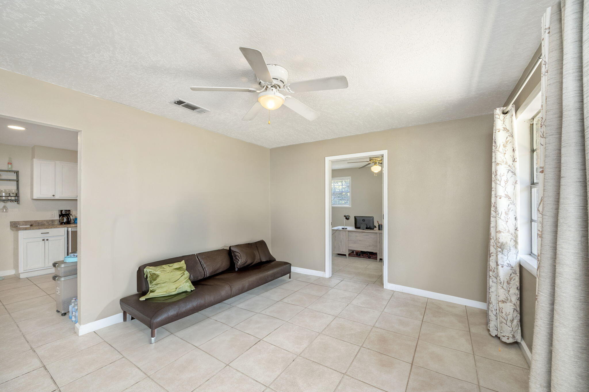 NO RECORDED SUBDIVISION - Residential Lease
