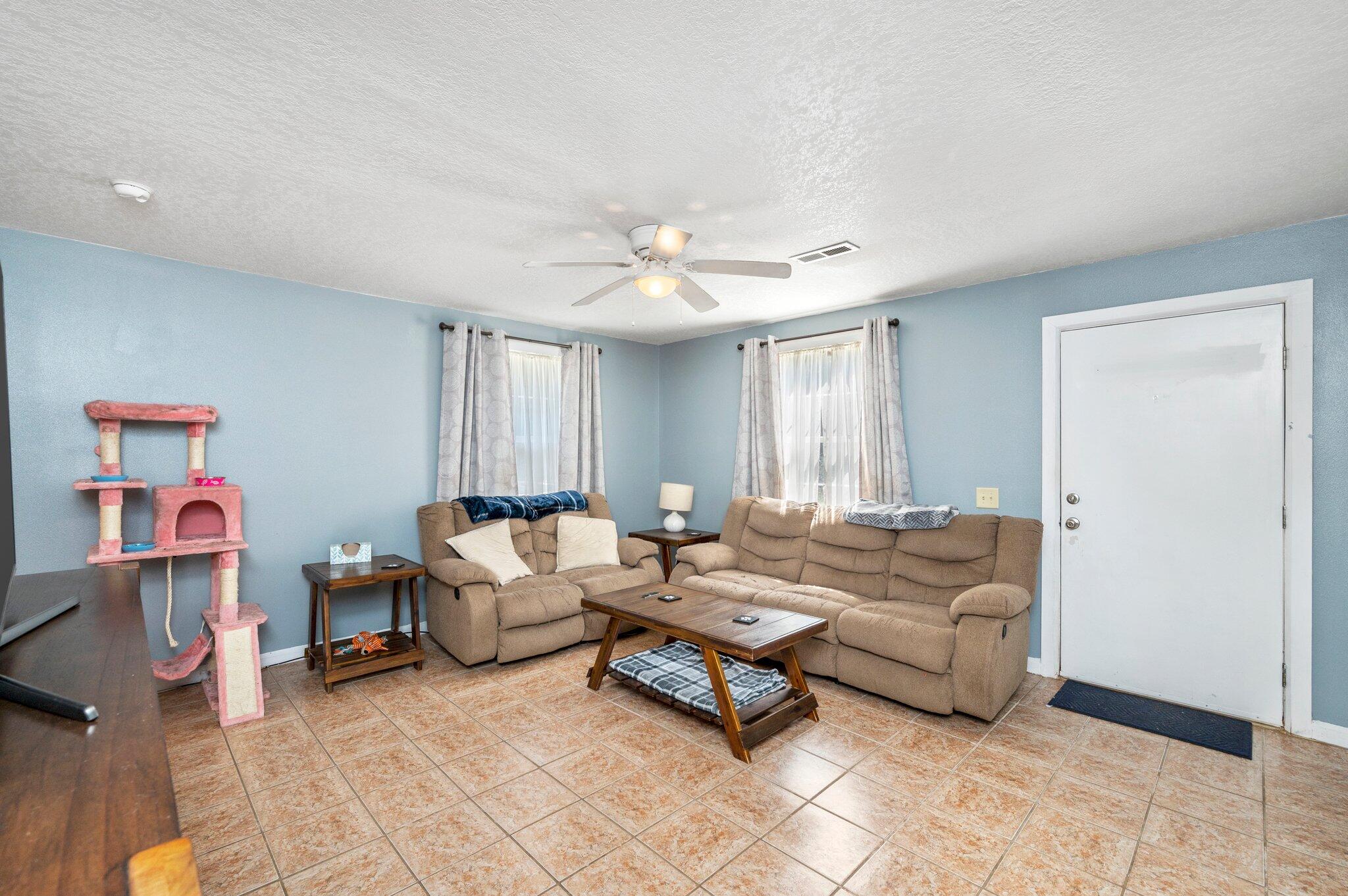 NO RECORDED SUBDIVISION - Residential Lease
