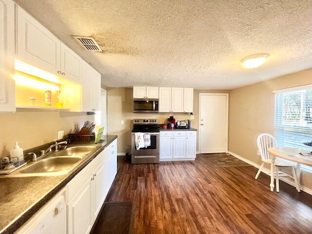 Pinecrest 2 - Residential Lease