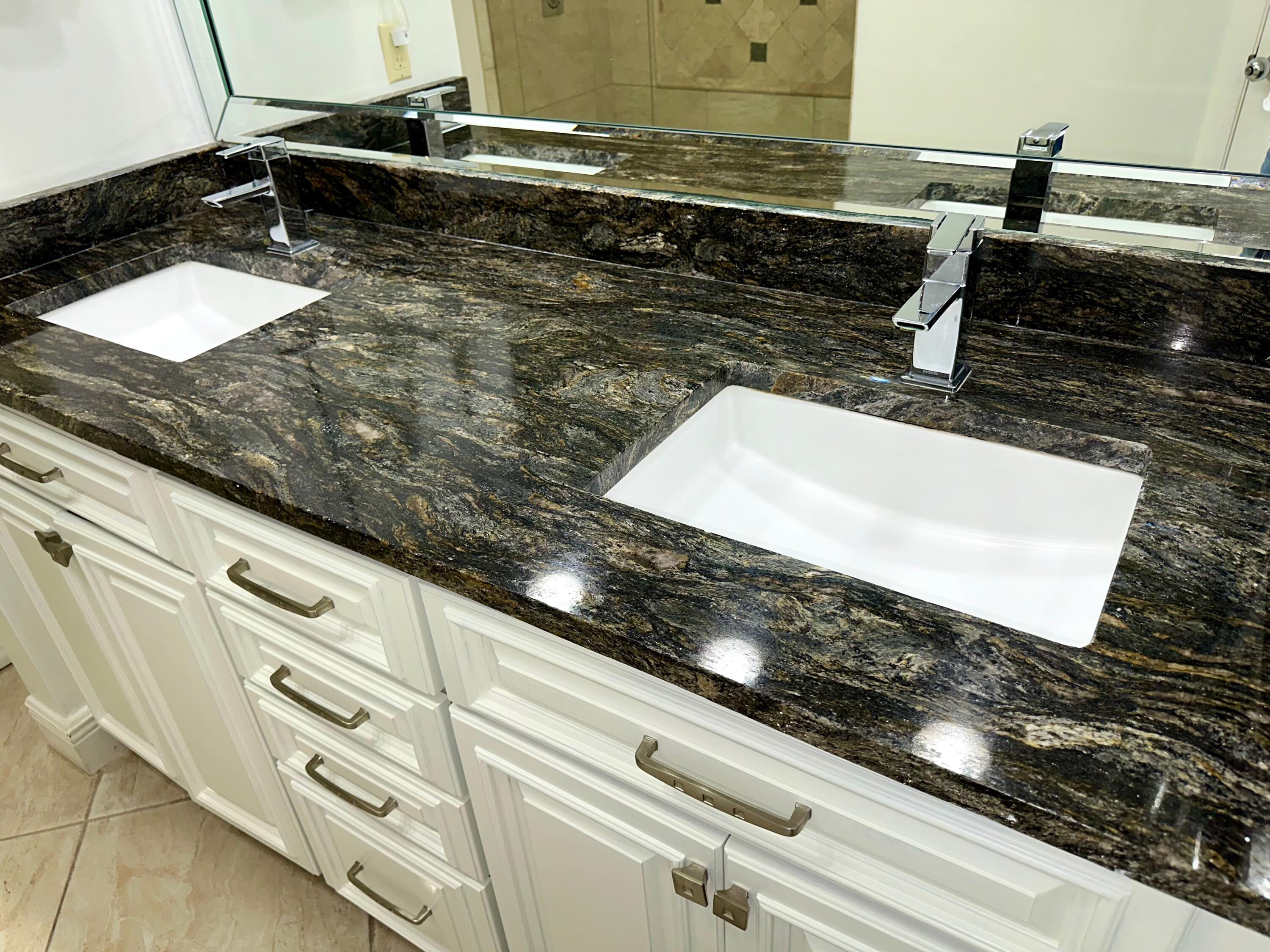DESTIN SURFSIDE CONDO - Residential