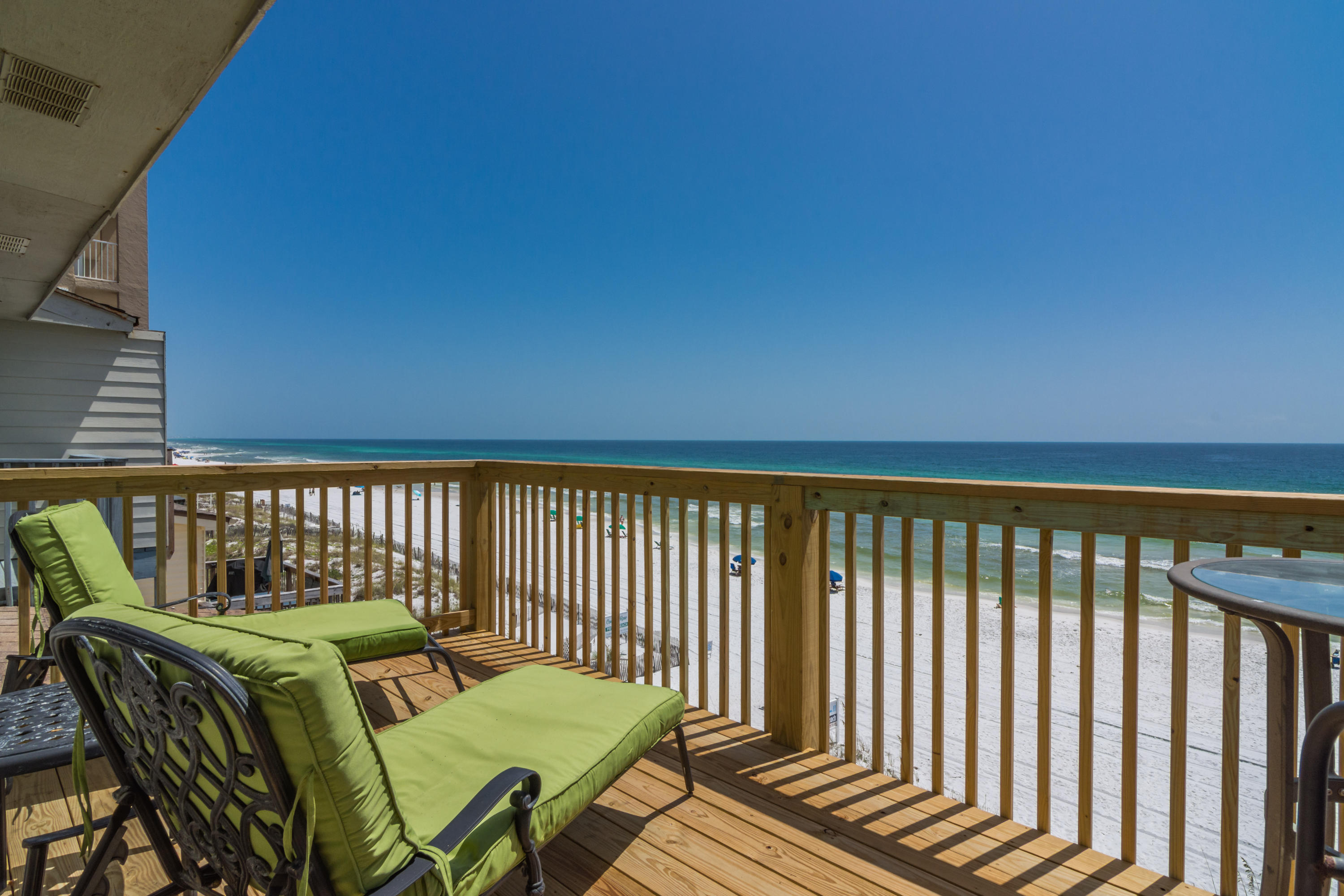 SUMMER HAVEN SOUTH T/H - Residential