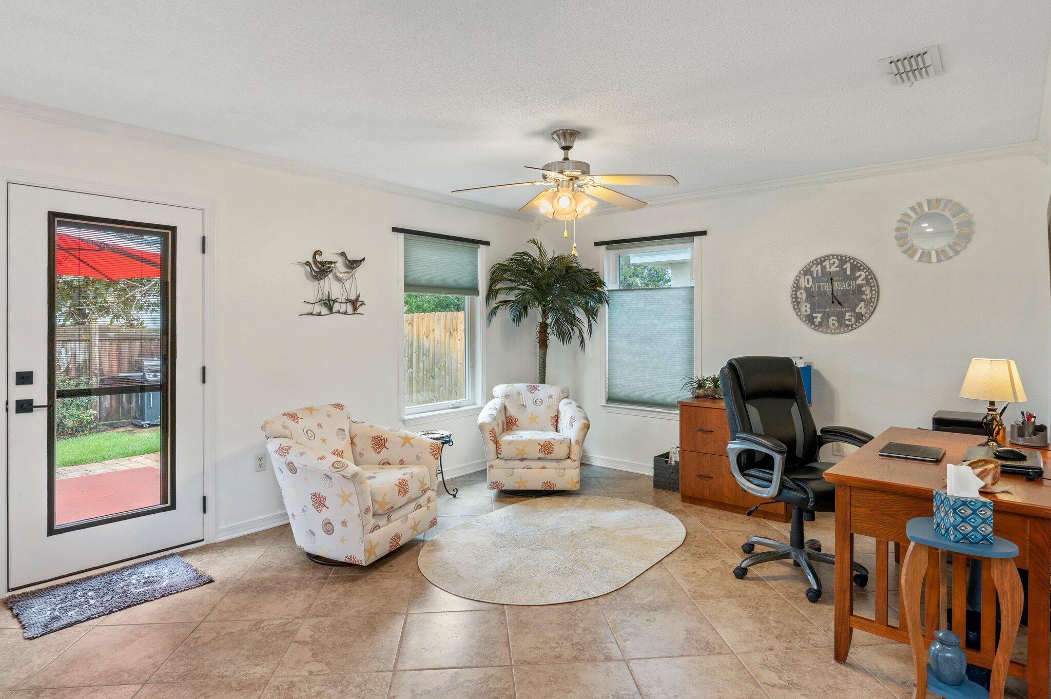 PARADISE RETREAT - Residential