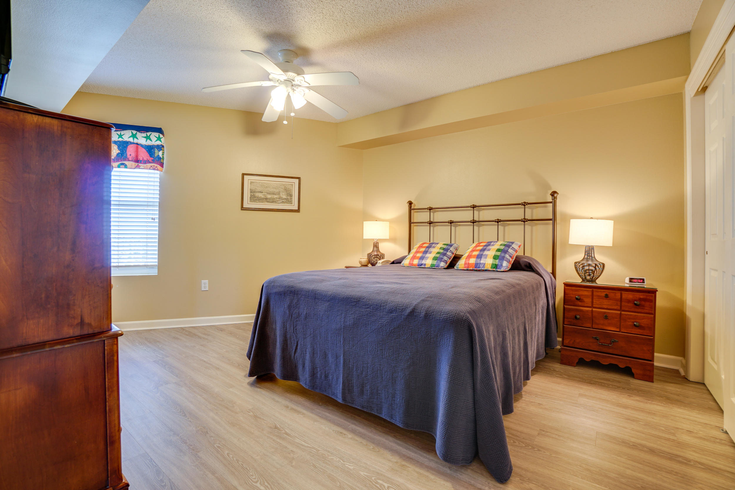SEACREST CONDOMINIUMS - Residential