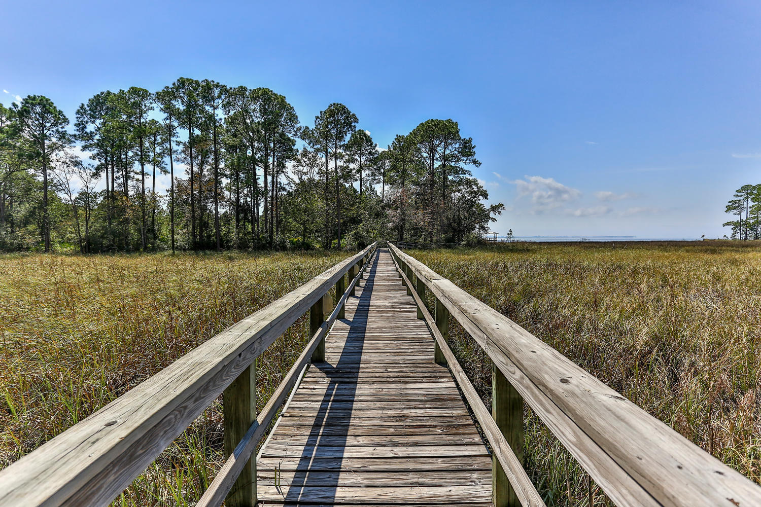 BAY HARBOUR - Land