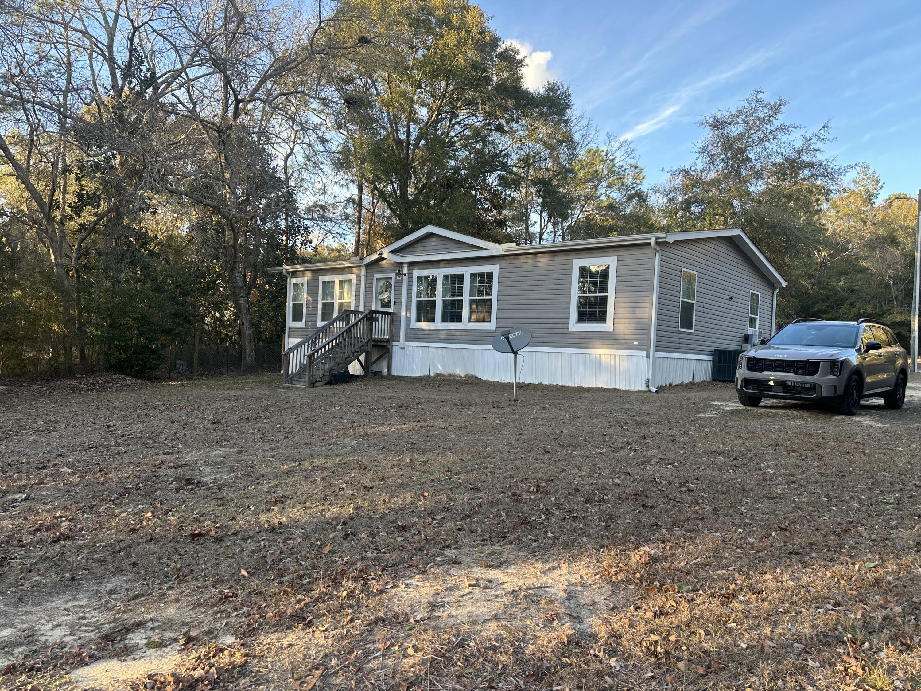 NO RECORDED SUBDIVISION - Residential