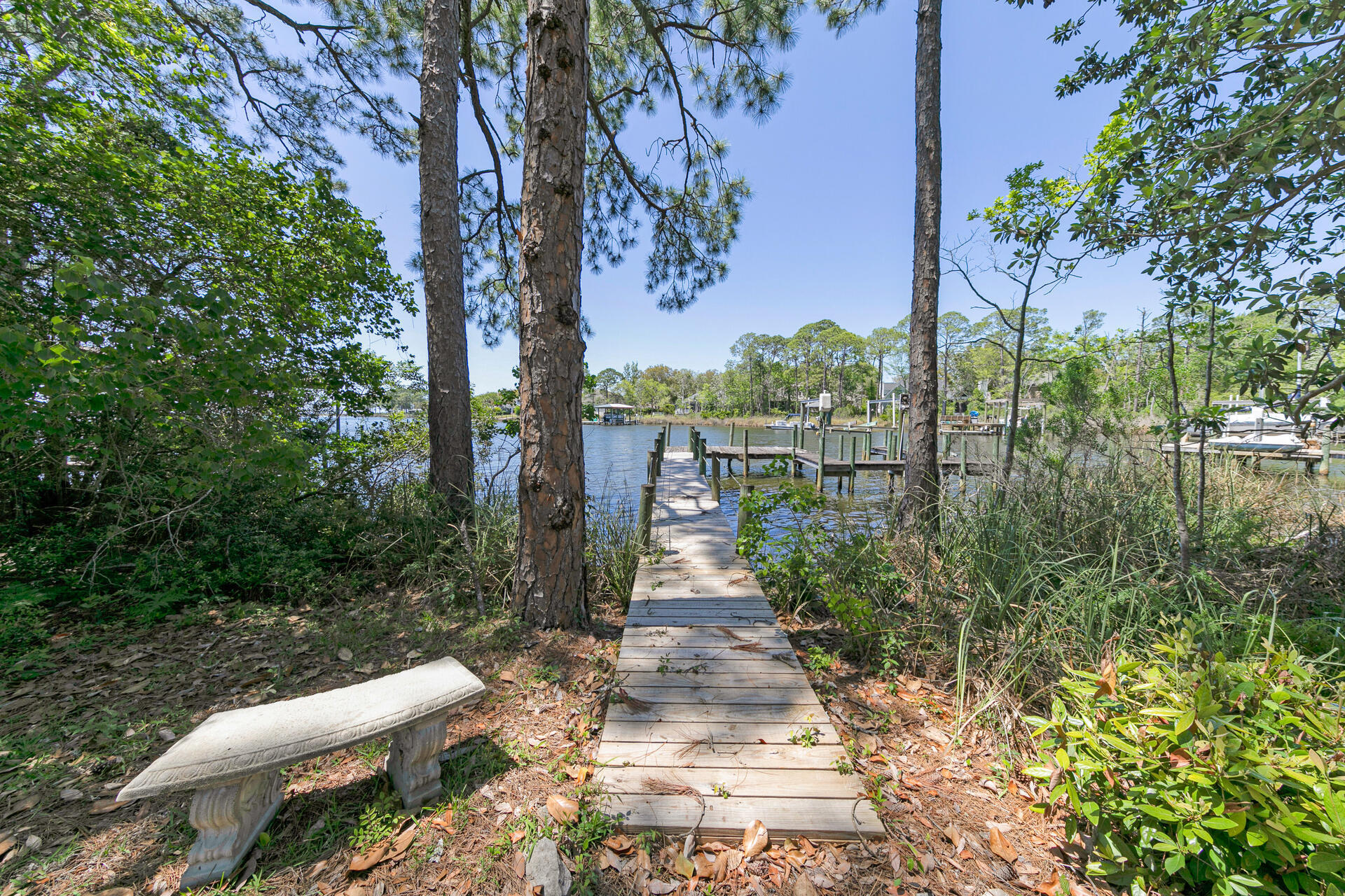 RAINTREE ESTATES - Residential