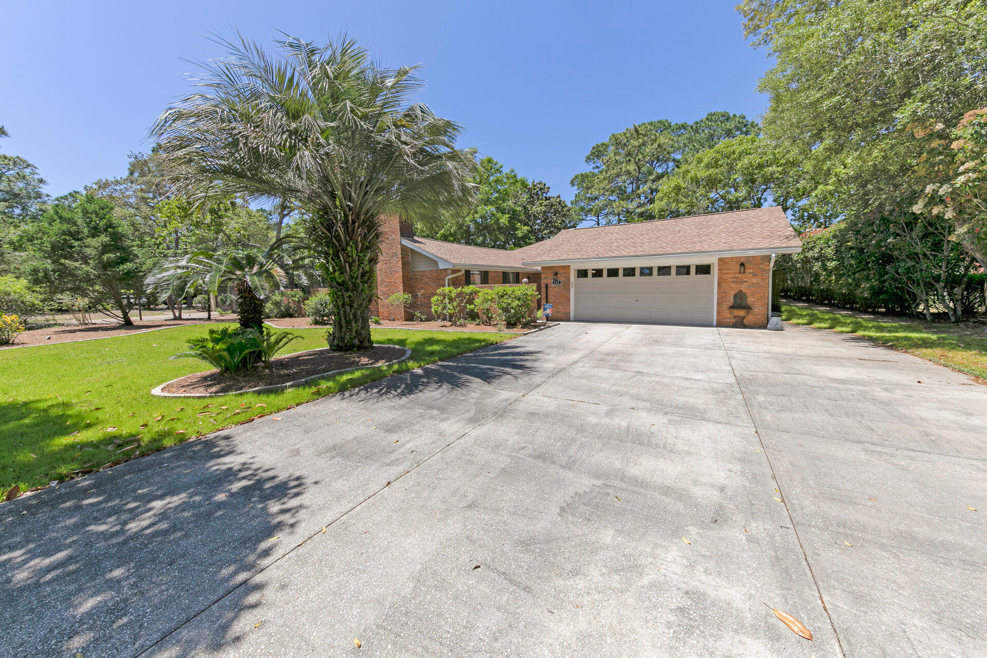 RAINTREE ESTATES - Residential