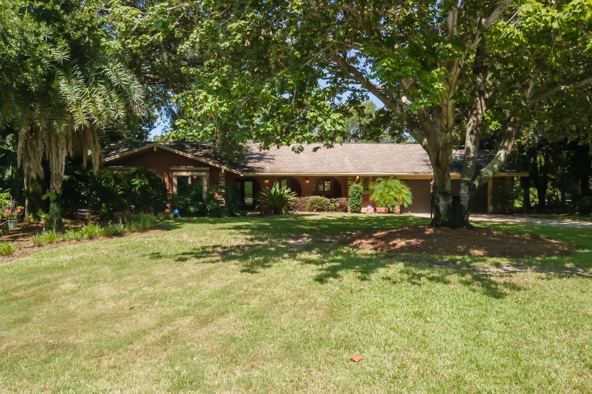 GOLF VIEW - Residential