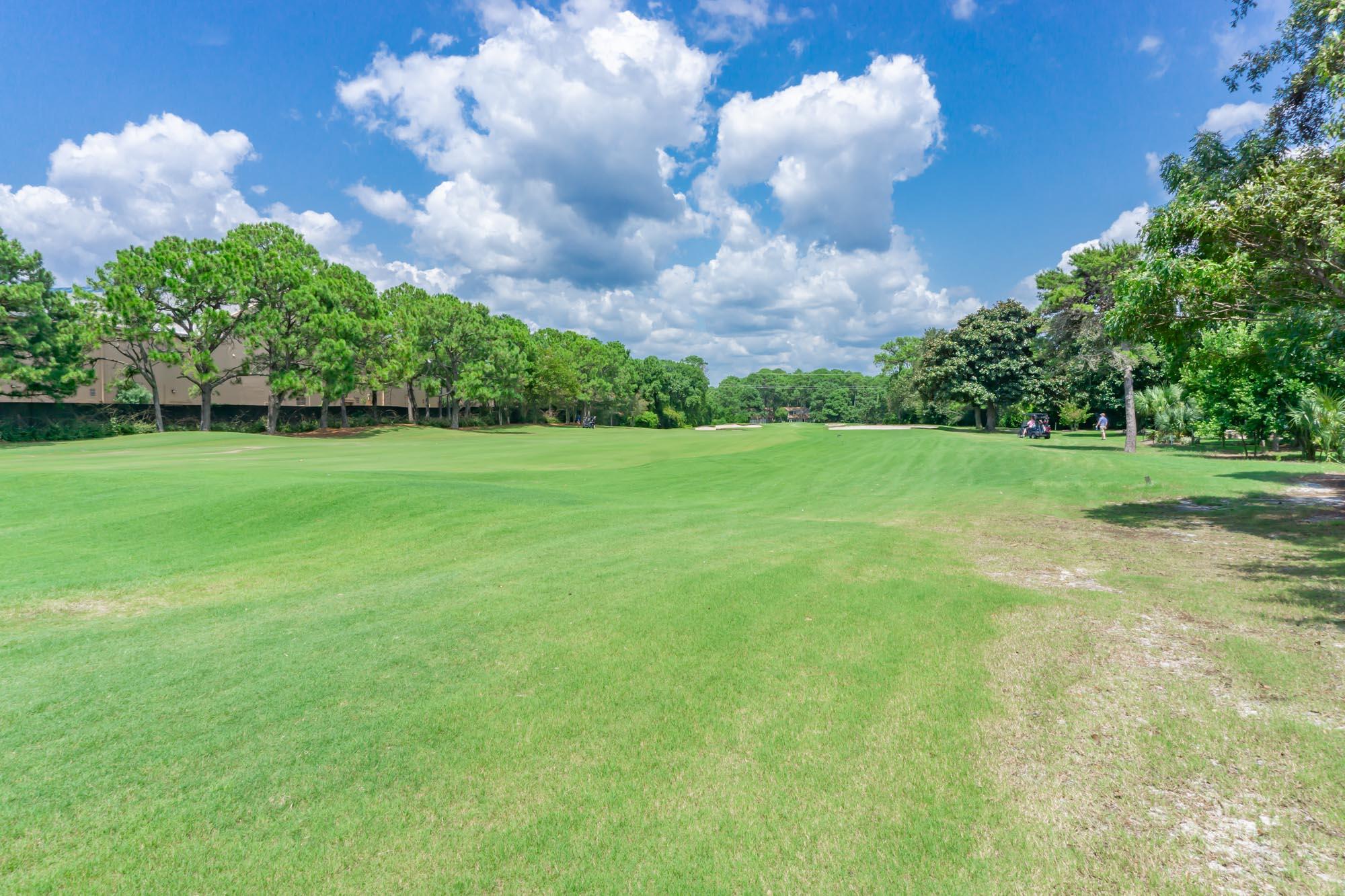 GOLF VIEW - Residential