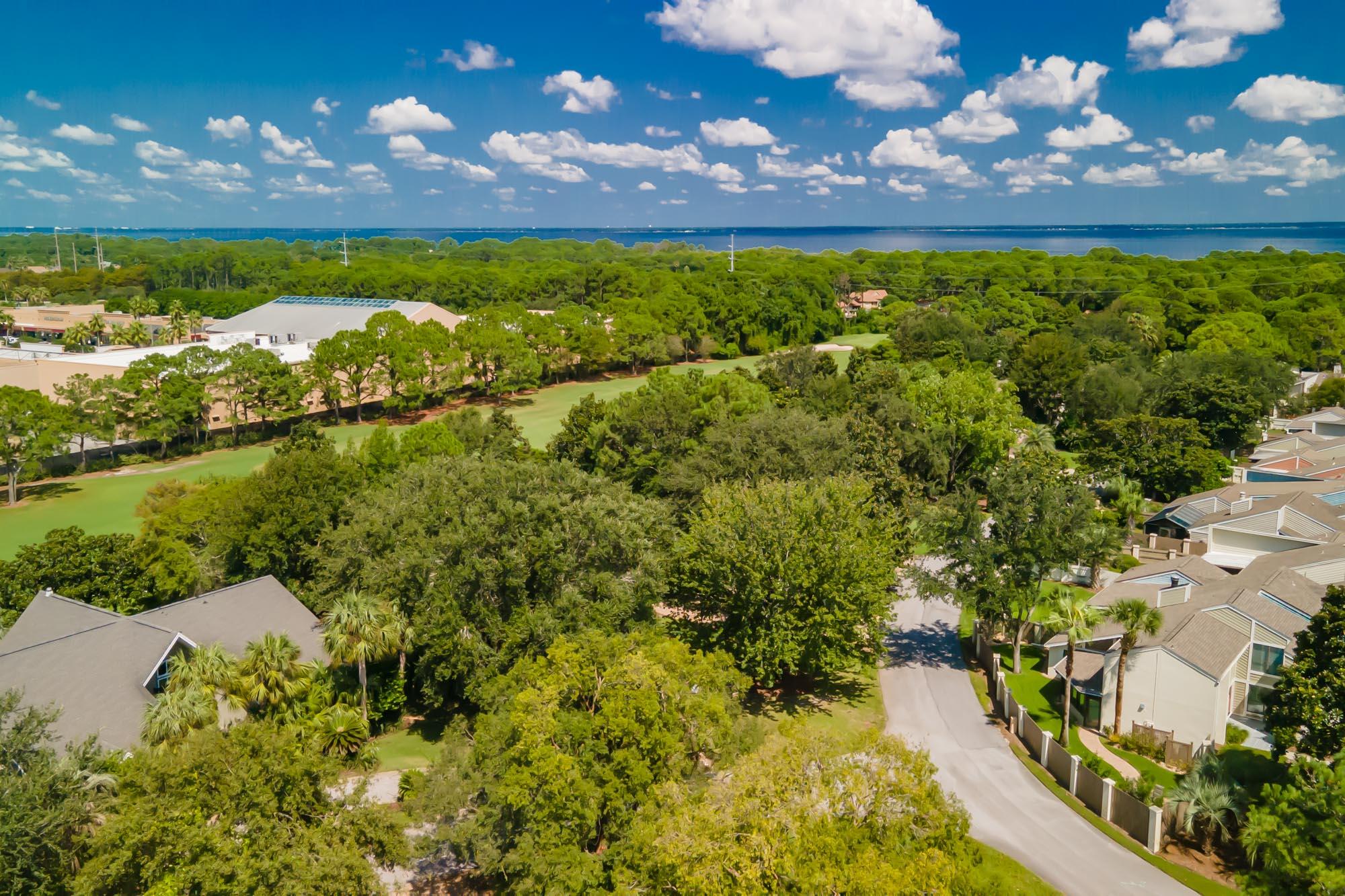 GOLF VIEW - Residential