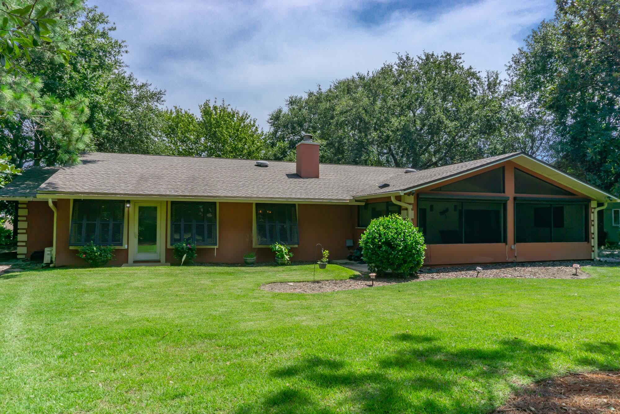 GOLF VIEW - Residential