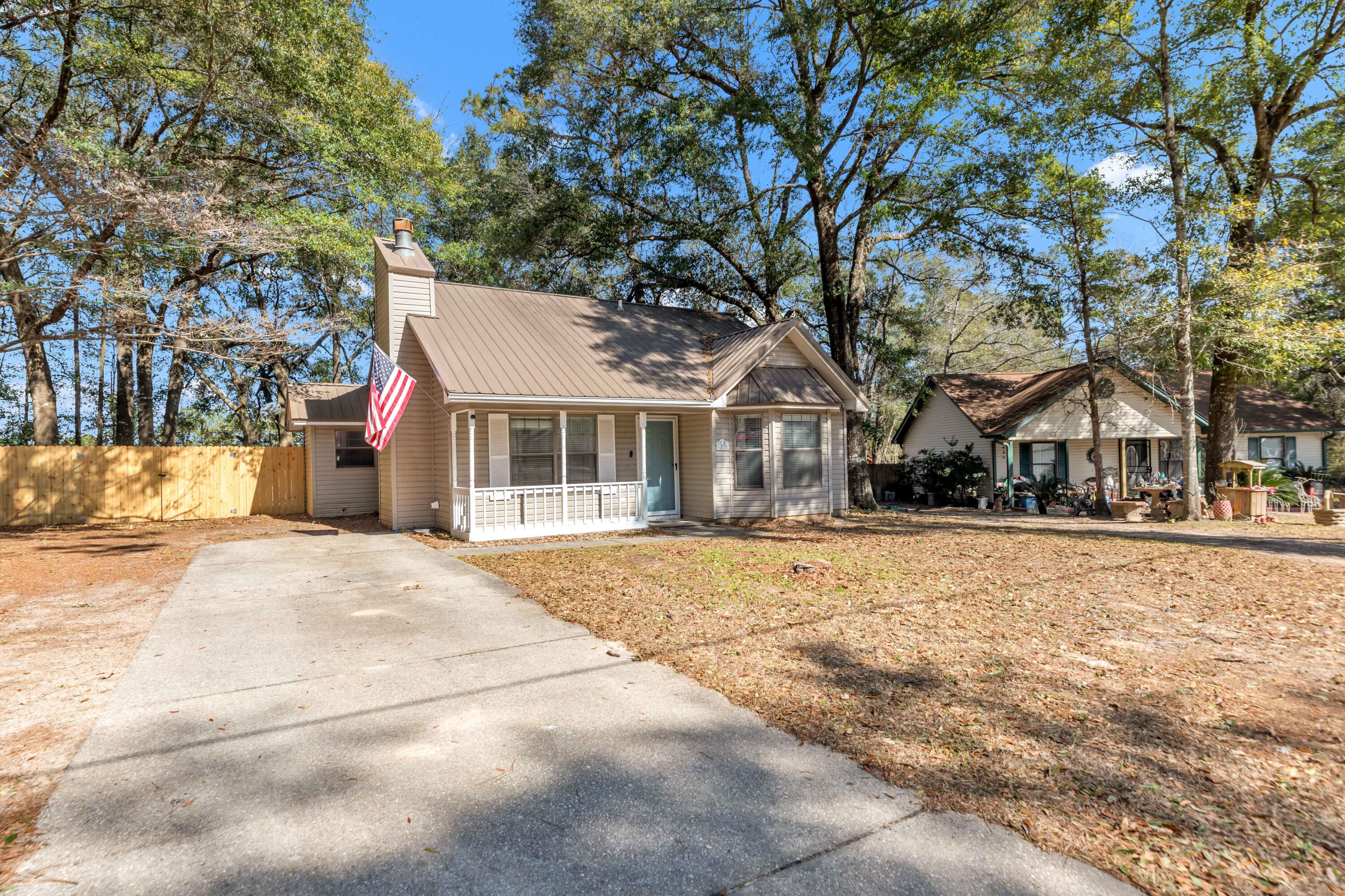 BEACONS BEND - Residential