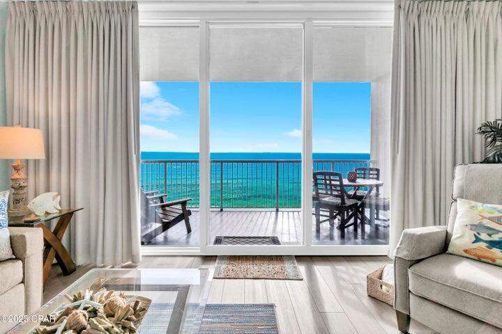 PALAZZO CONDOMINIUM - Residential