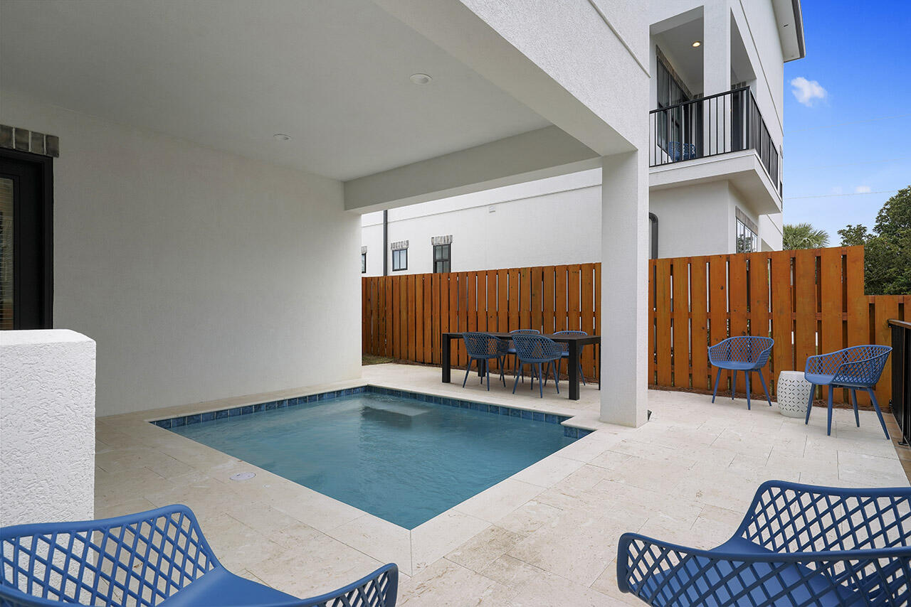 Leisure Lane - Residential