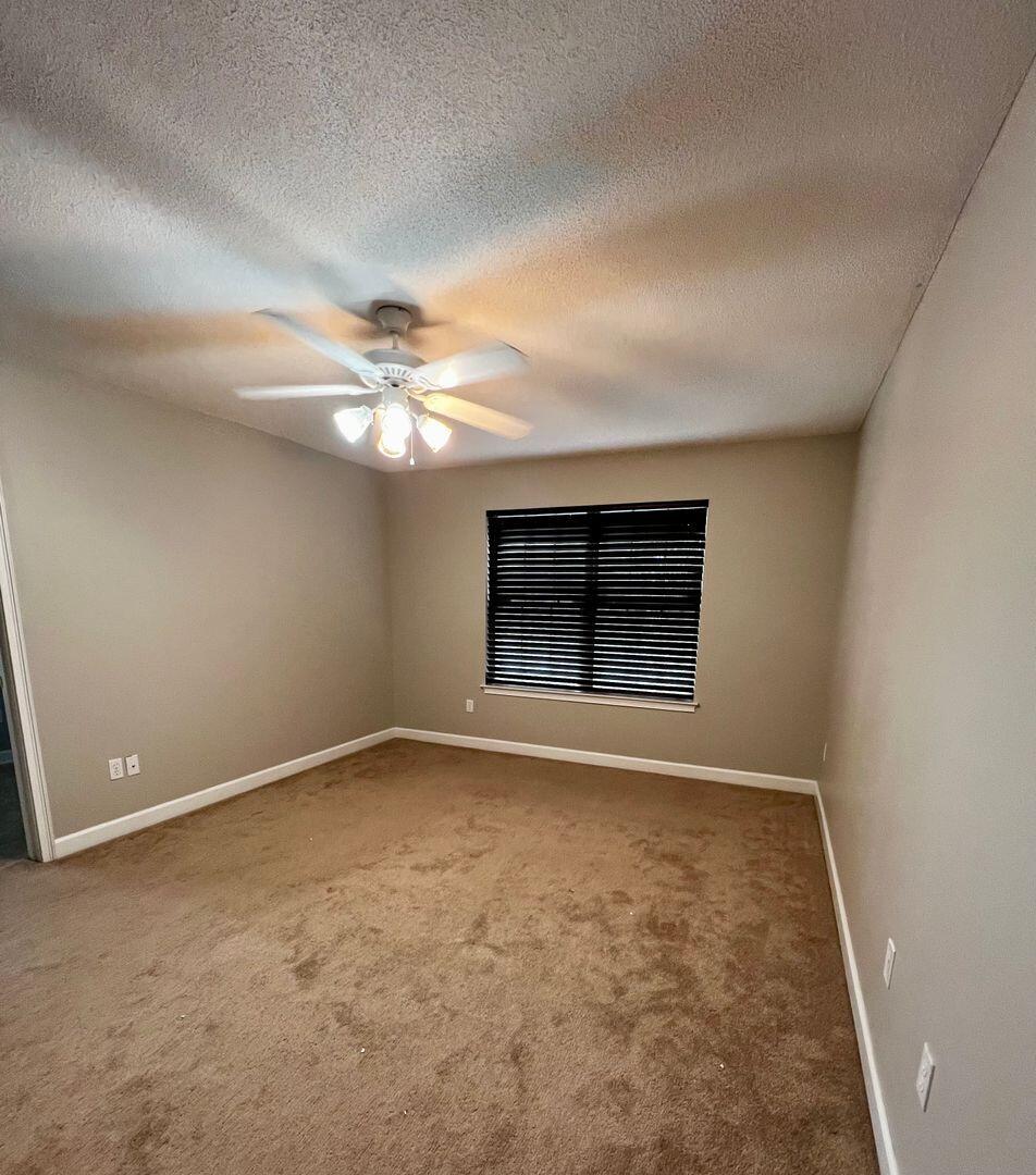 SUMMERWOOD - Residential Lease