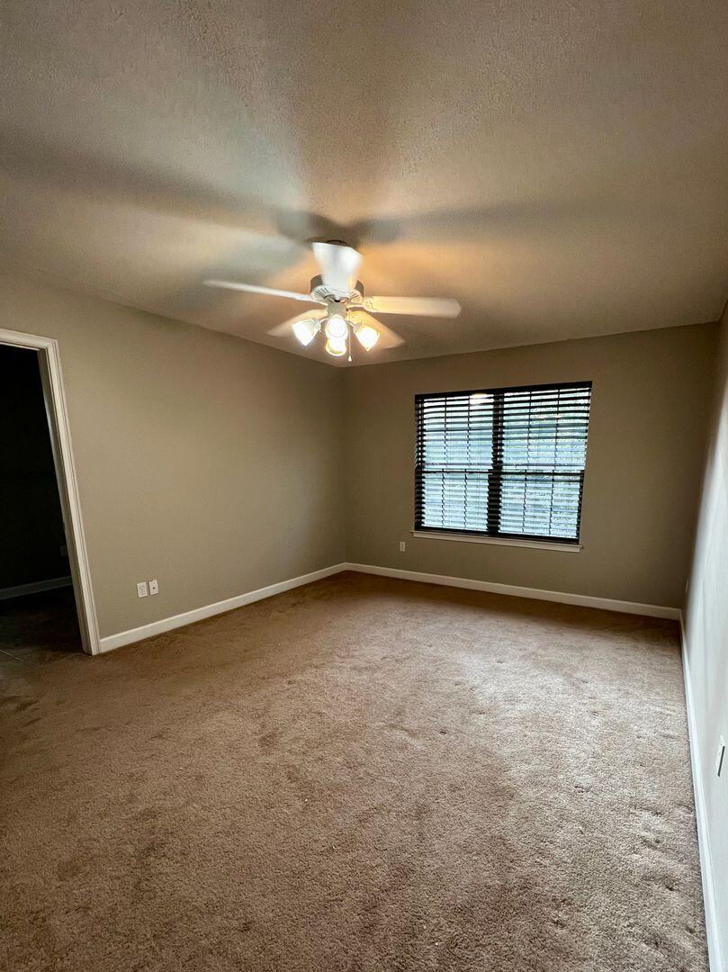 SUMMERWOOD - Residential Lease