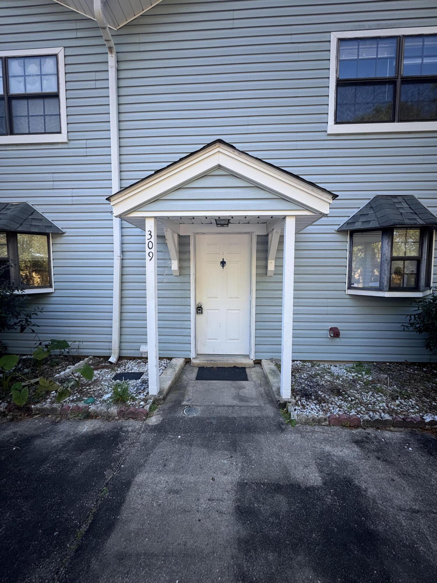 CAMBRIDGE T/H - Residential Lease