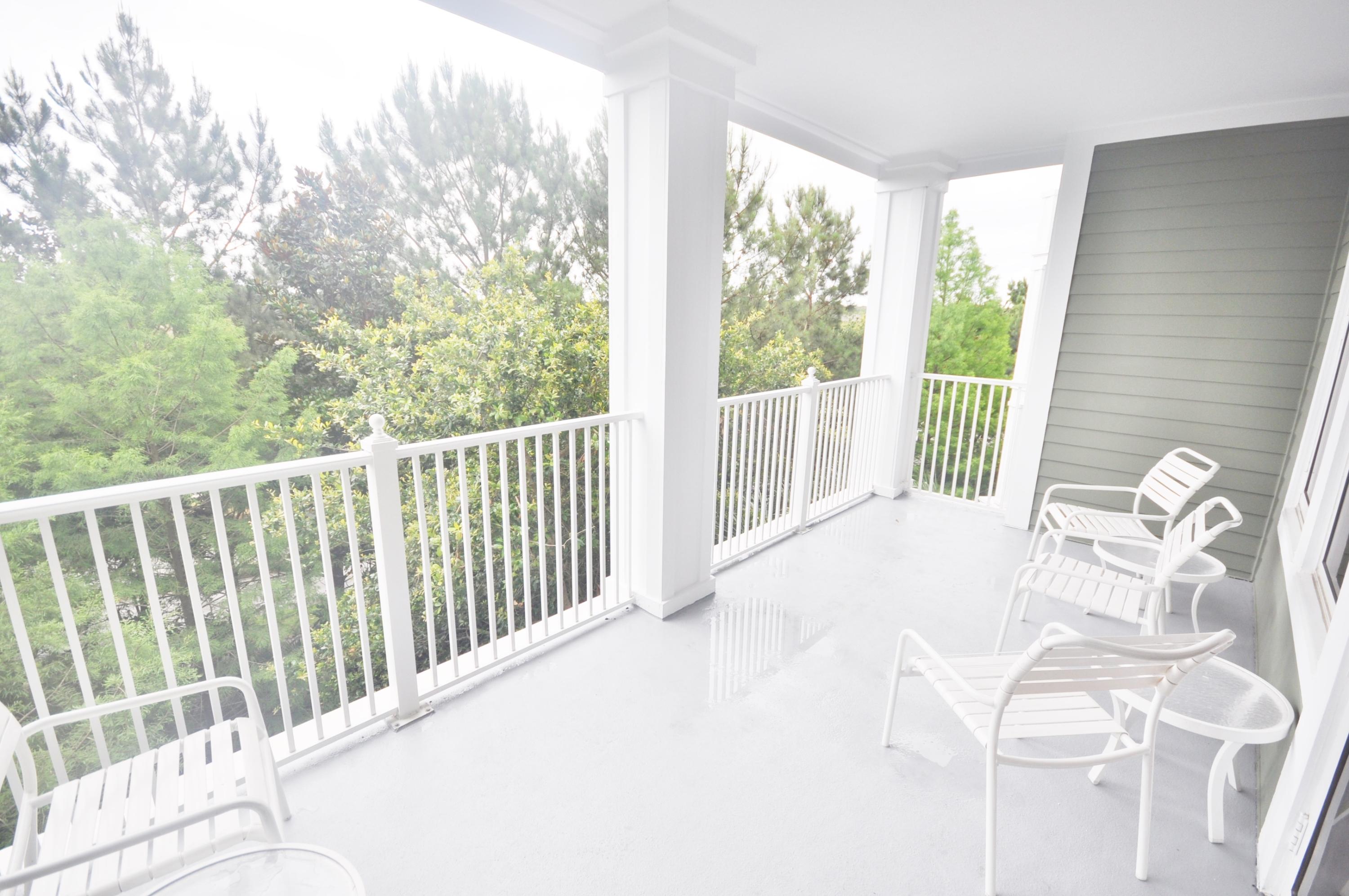 PILOT HOUSE - Residential Lease