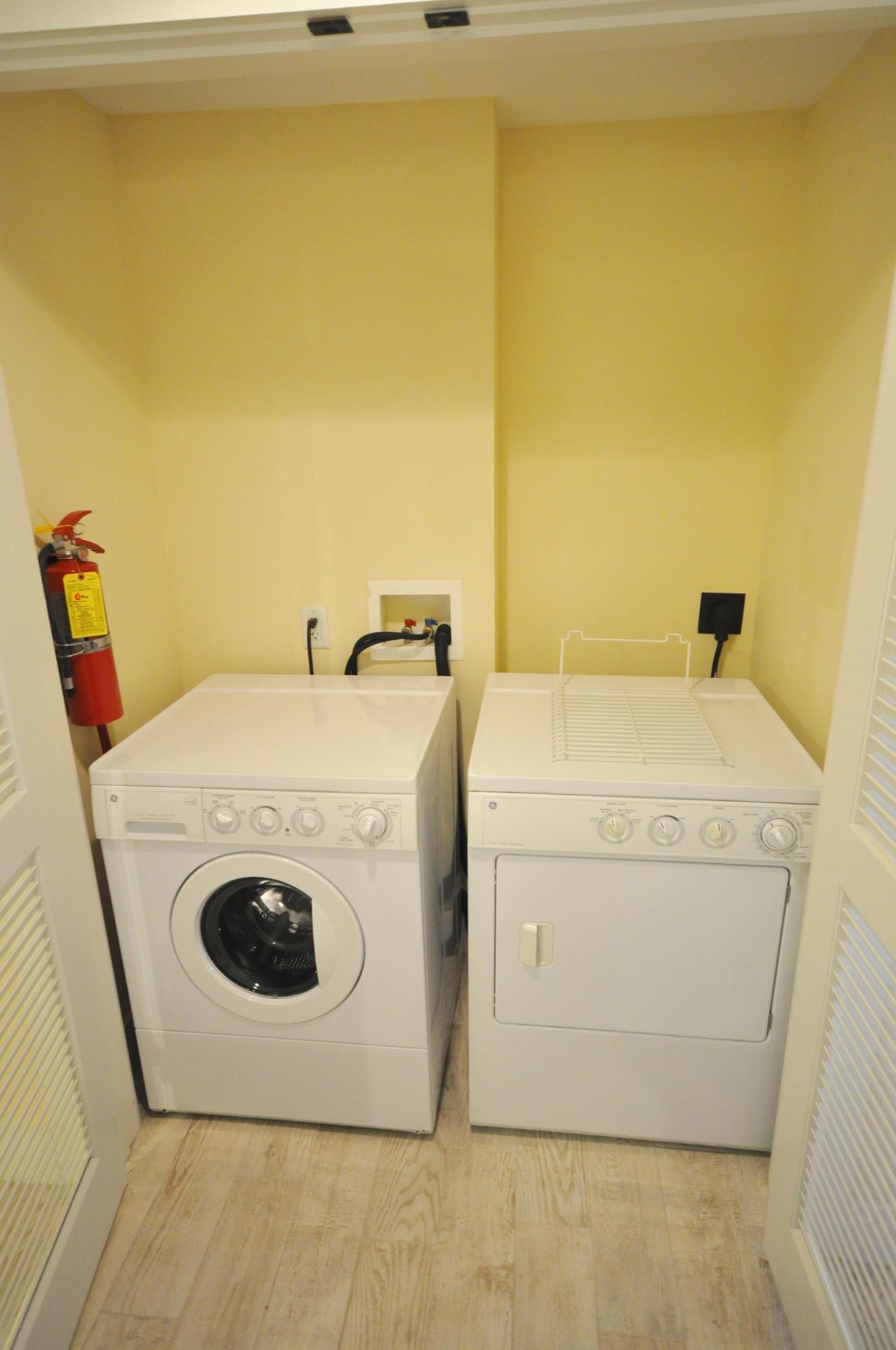 PILOT HOUSE - Residential Lease