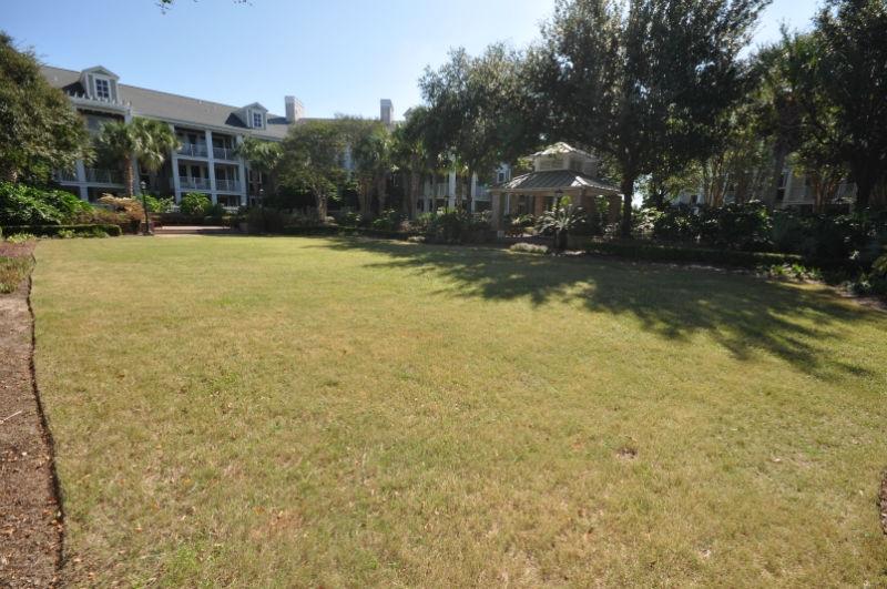 PILOT HOUSE - Residential Lease