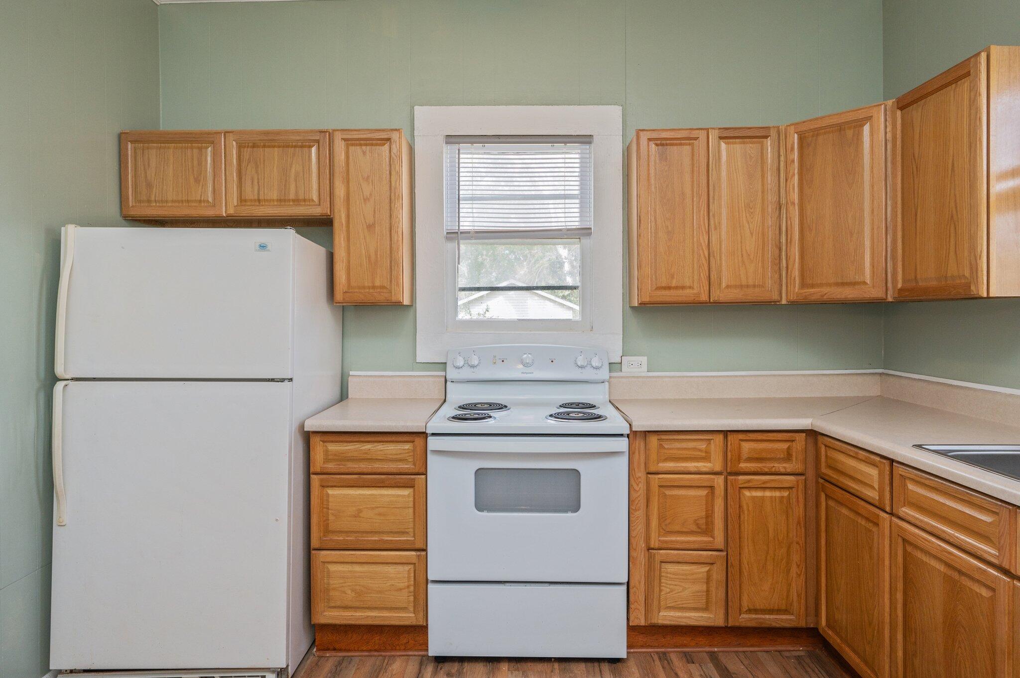 HUGHES ADDN-FLORALA - Residential