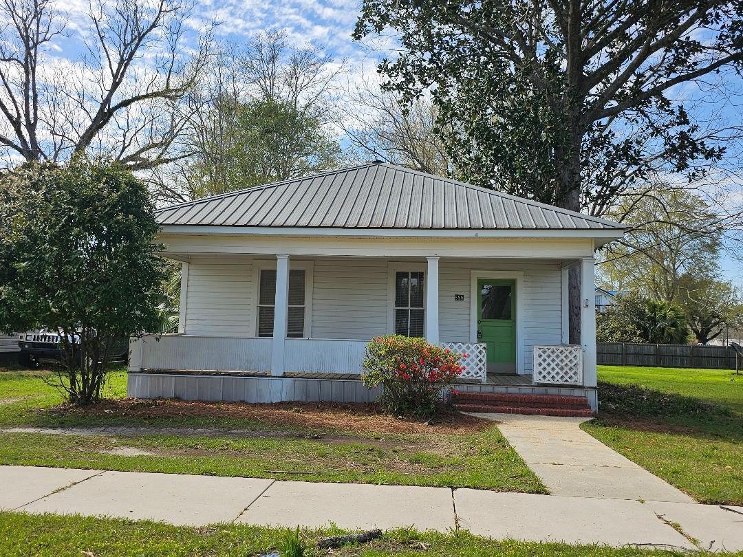 HUGHES ADDN-FLORALA - Residential