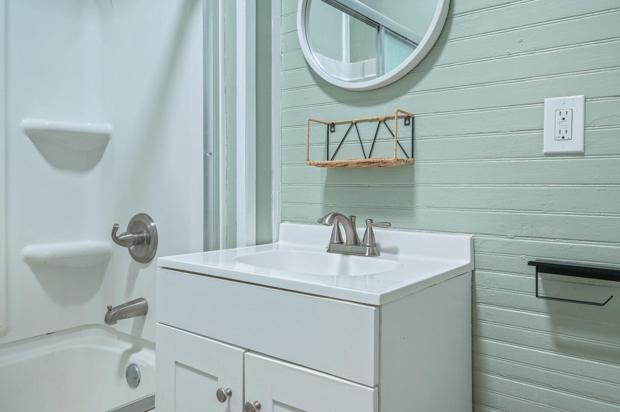 HUGHES ADDN-FLORALA - Residential