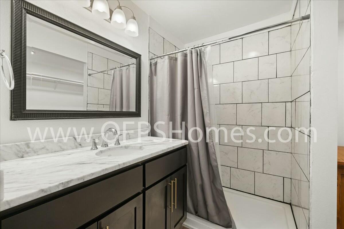 MULLET CREEK - Residential Lease