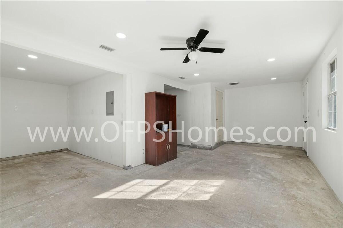 MULLET CREEK - Residential Lease