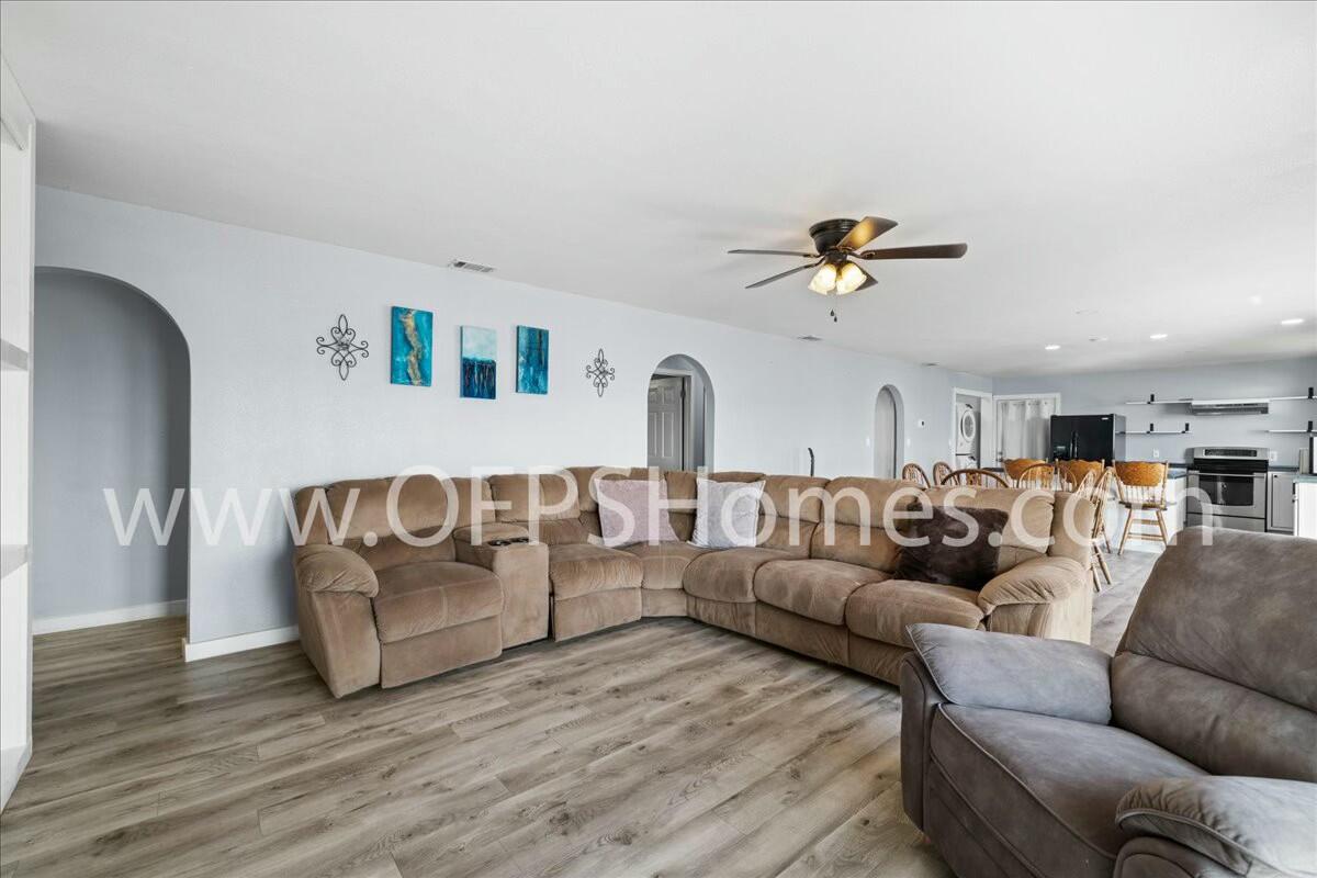 MULLET CREEK - Residential Lease