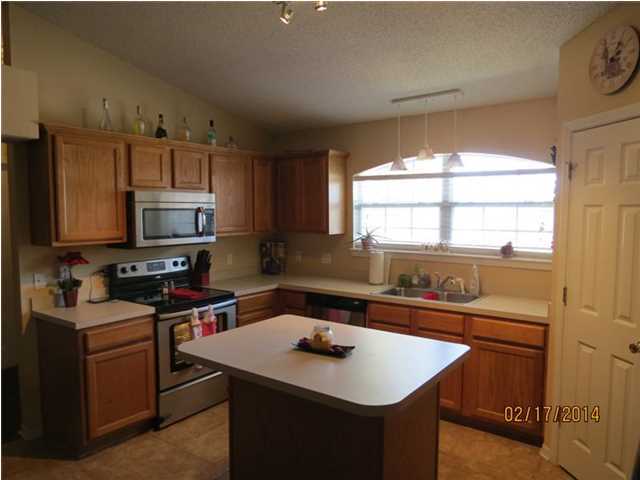 REDSTONE ESTATES - Residential Lease