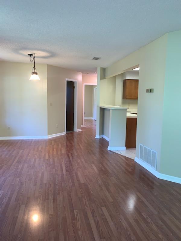 GARDEN OAKS CONDO - Residential Lease