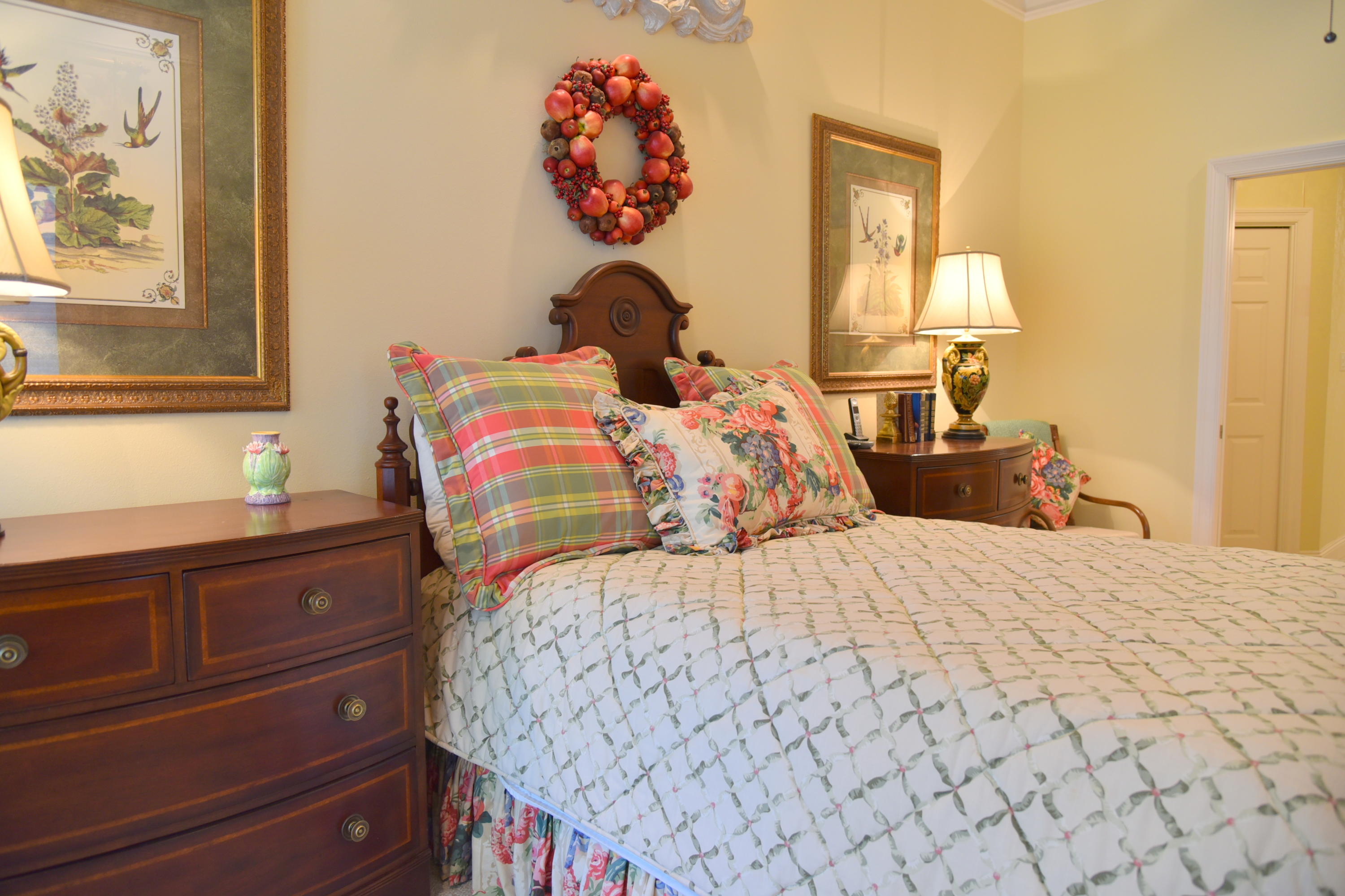 REGATTA BAY - Residential