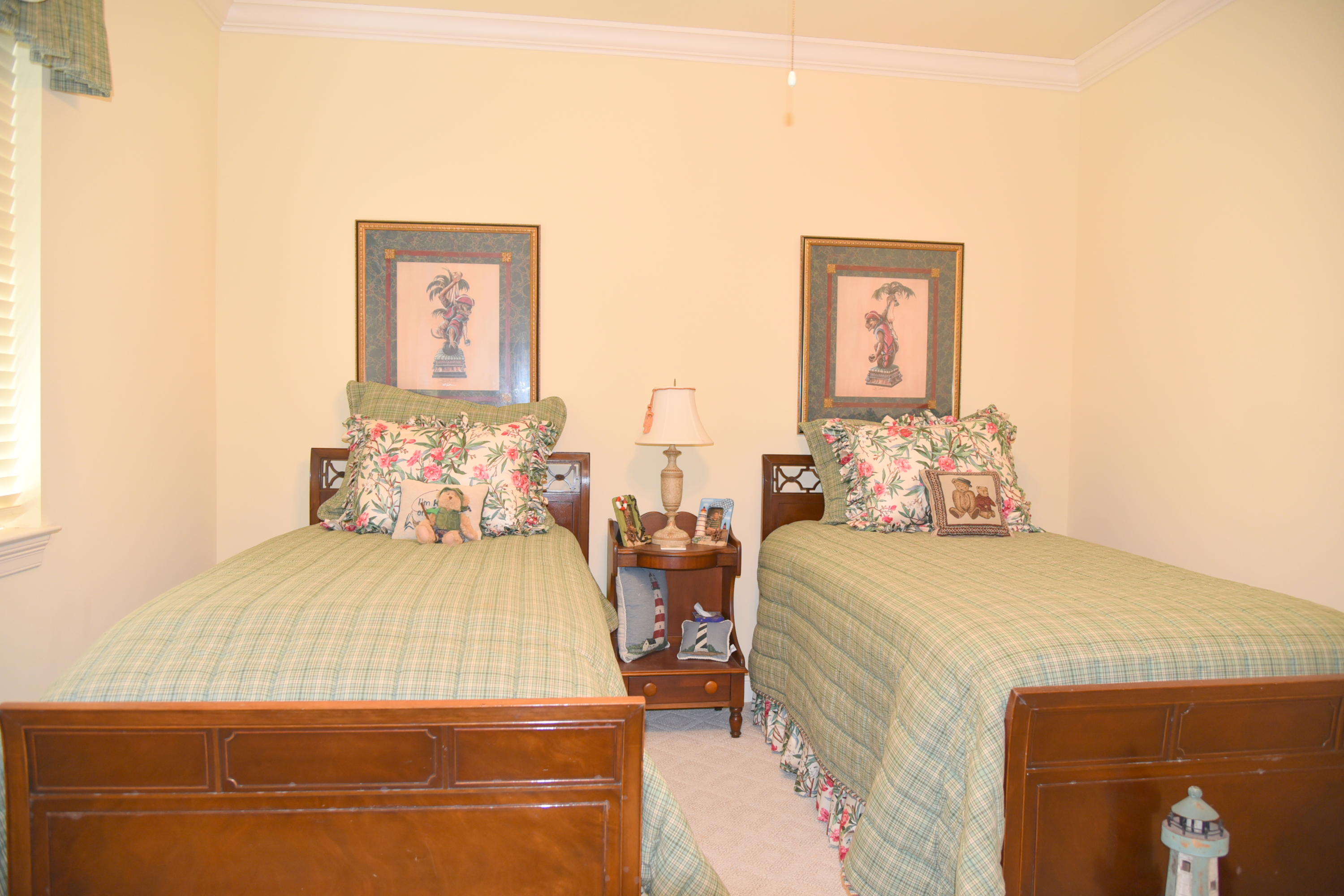 REGATTA BAY - Residential