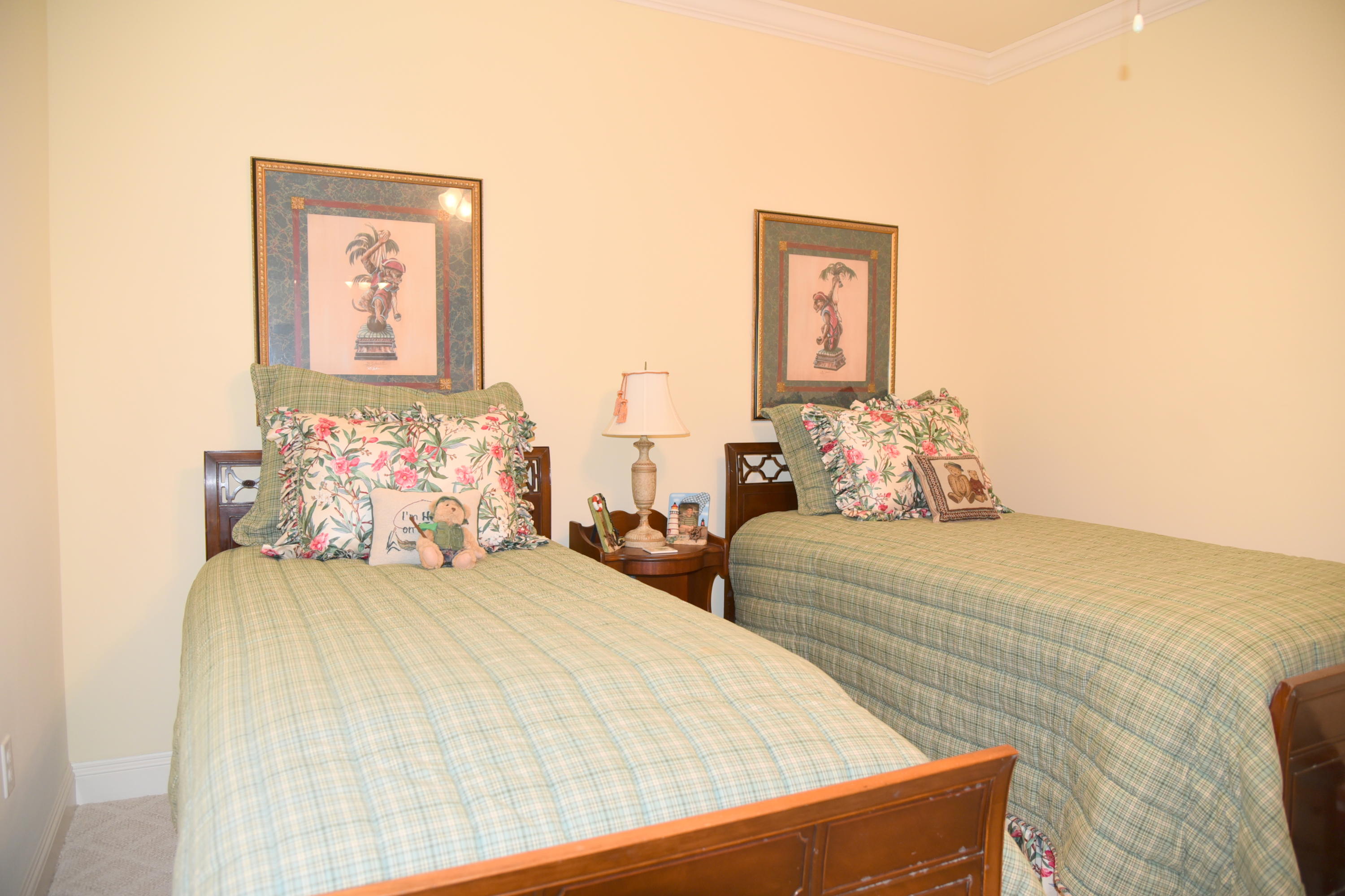REGATTA BAY - Residential