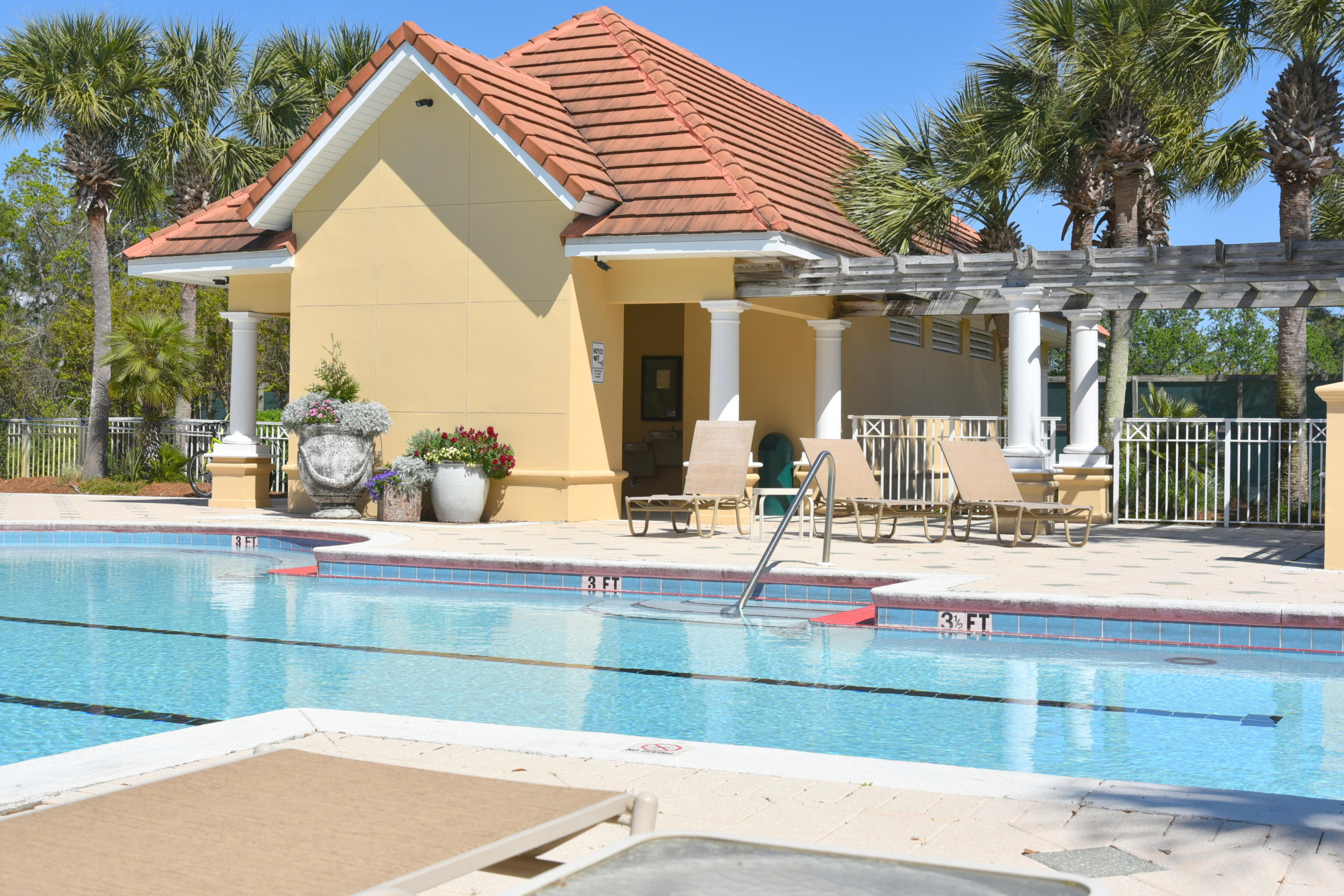 REGATTA BAY - Residential