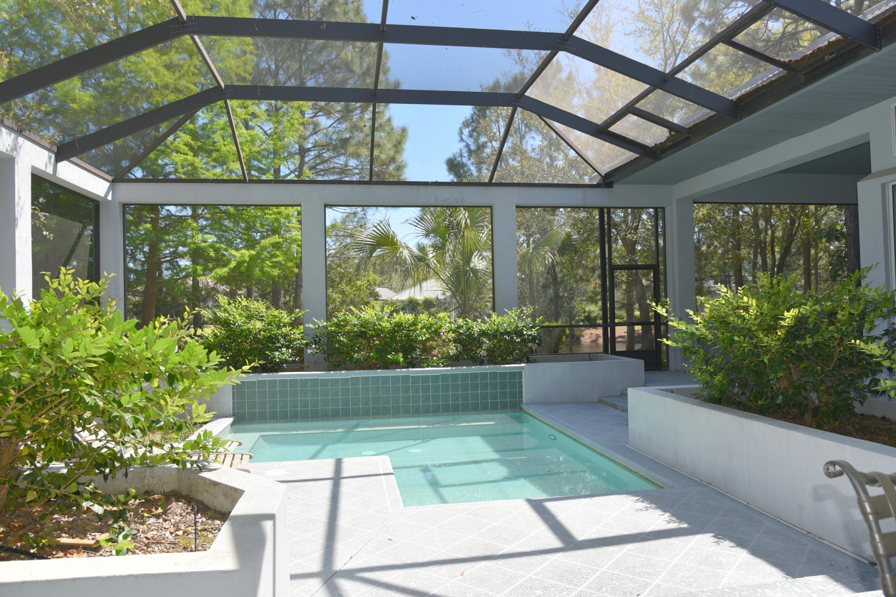 REGATTA BAY - Residential