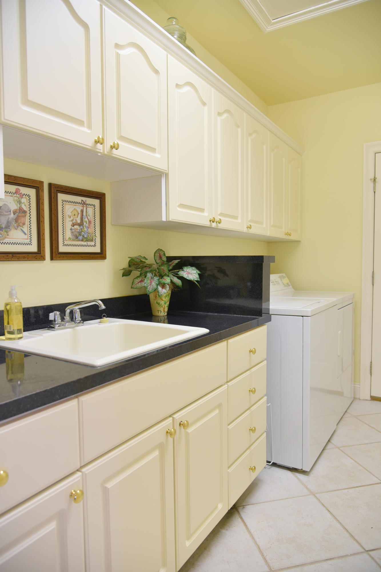 REGATTA BAY - Residential